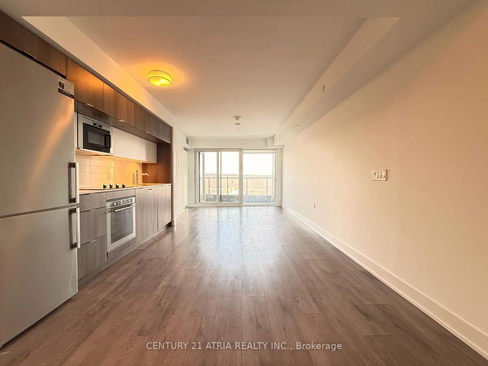 Photo 6 of Unit 724, 585 Bloor Street E, Toronto, North St. James Town — HOMEH