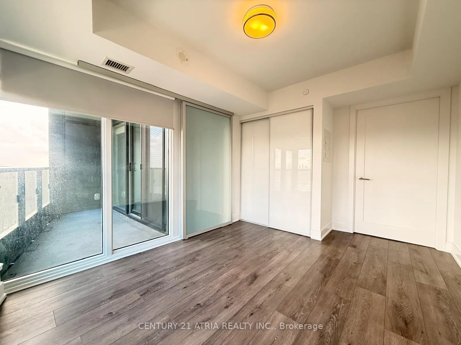 Photo 12 of Unit 724, 585 Bloor Street E, Toronto, North St. James Town — HOMEH