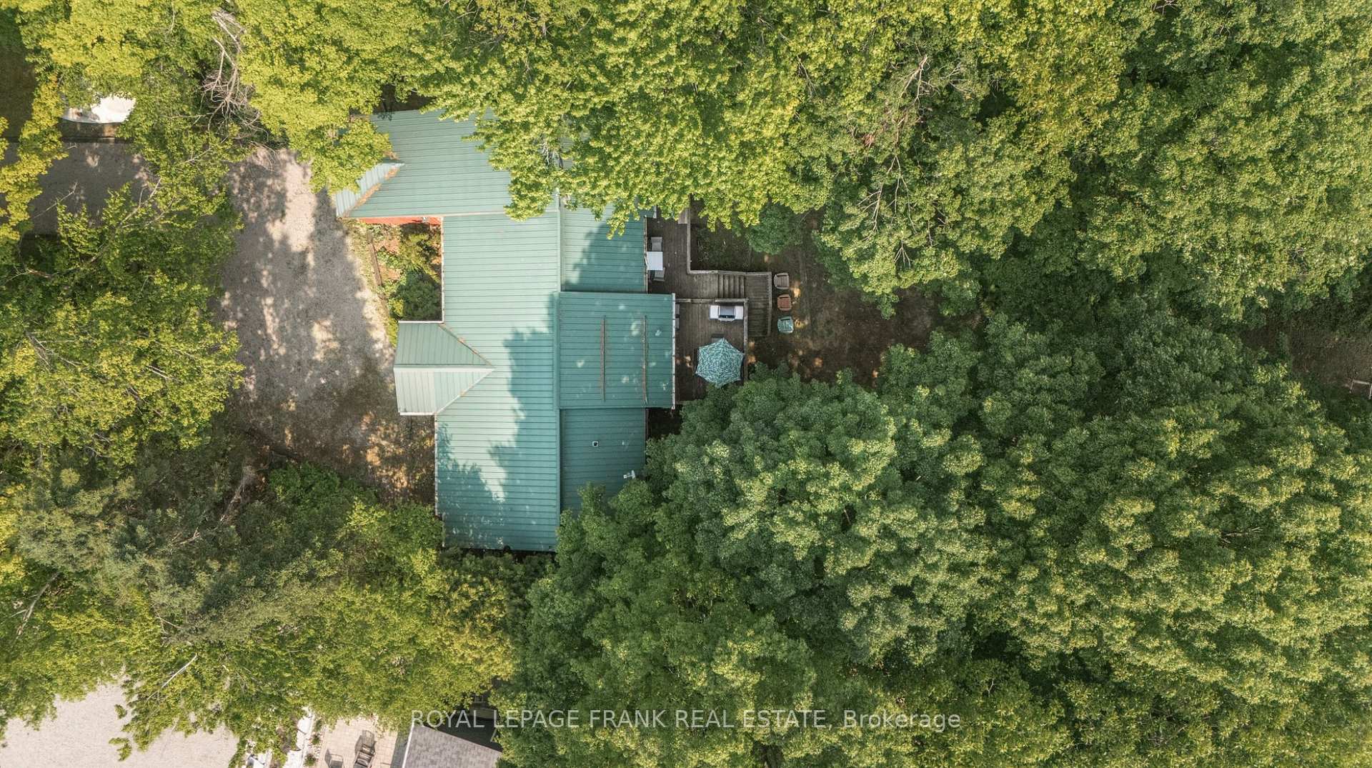 Photo 4 of 57 Timcourt Drive, Tiny, Rural Tiny — HOMEH