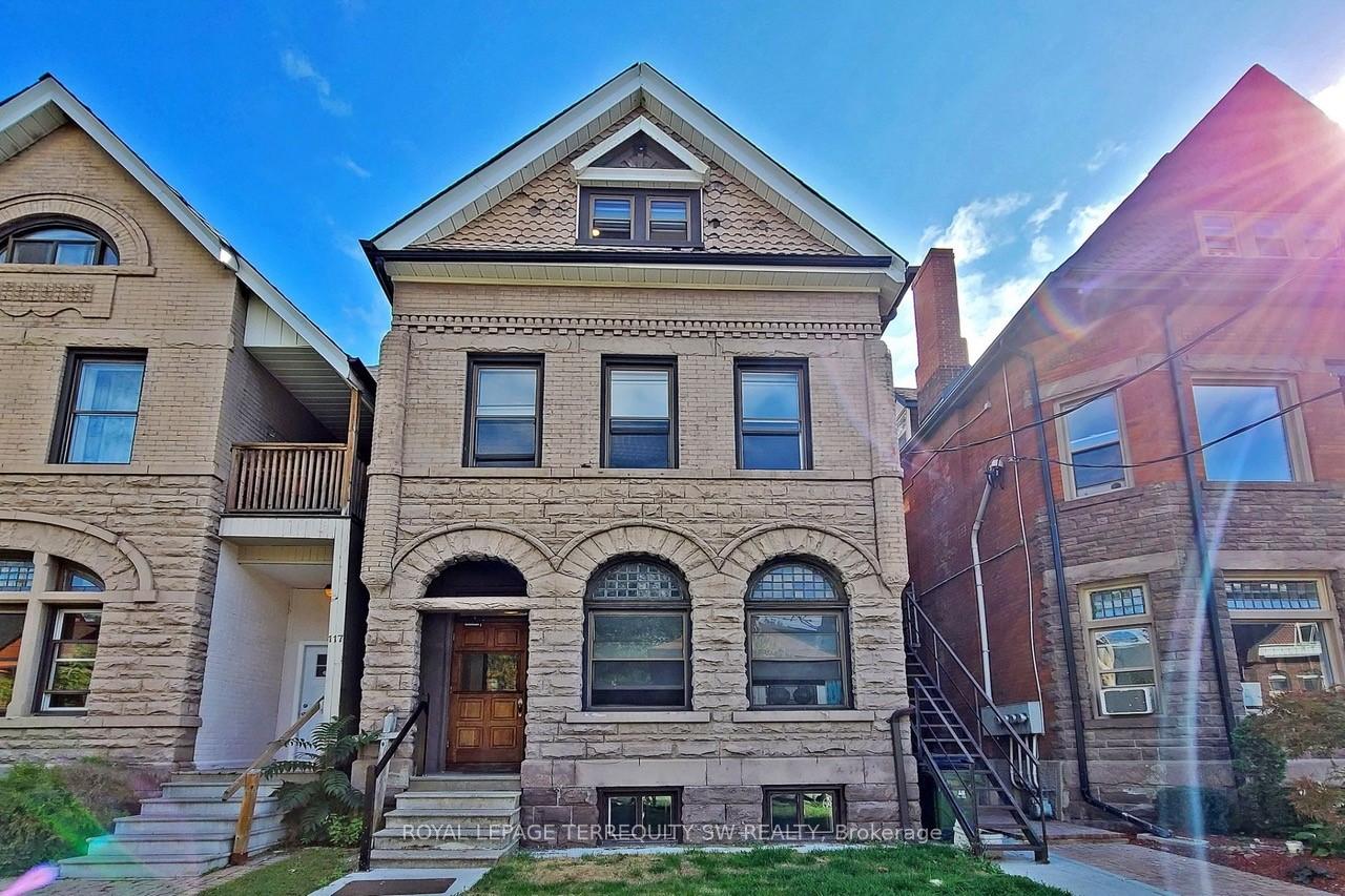 Photo 1 of Unit 5, 115 Madison Avenue, Toronto, The Annex — HOMEH