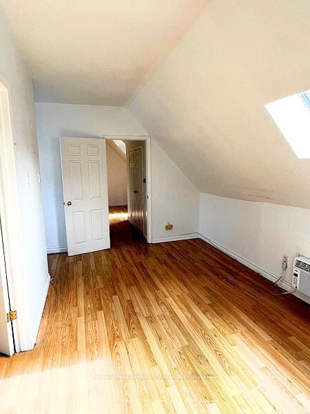 Photo 4 of Unit 5, 115 Madison Avenue, Toronto, The Annex — HOMEH