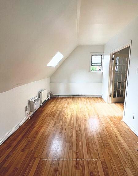 Photo 2 of Unit 5, 115 Madison Avenue, Toronto, The Annex — HOMEH
