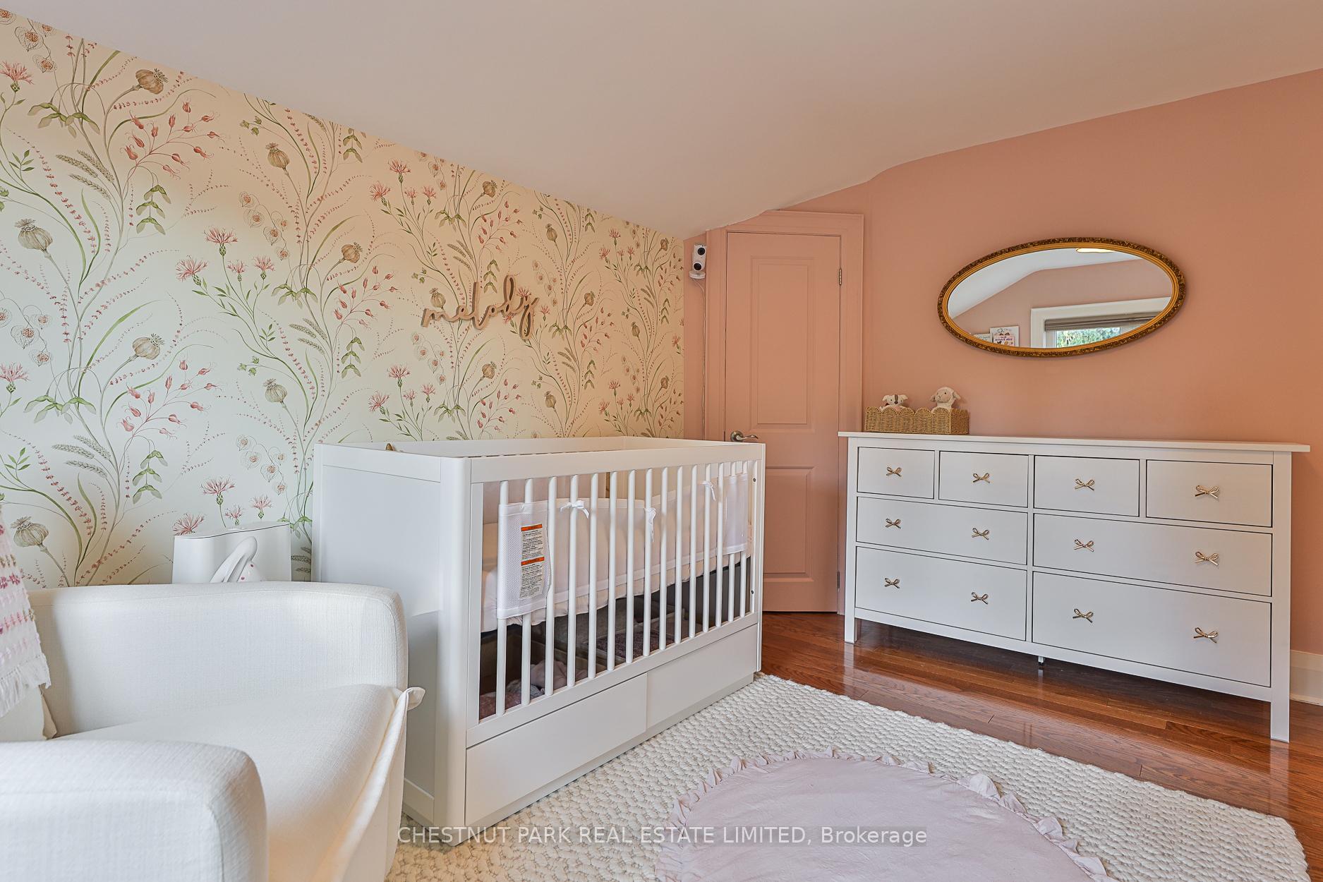 Photo 15 of 48 Avonlea Boulevard, Toronto, Crescent Town — HOMEH