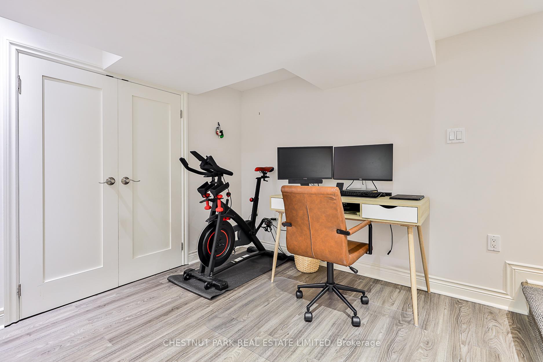 Photo 21 of 48 Avonlea Boulevard, Toronto, Crescent Town — HOMEH