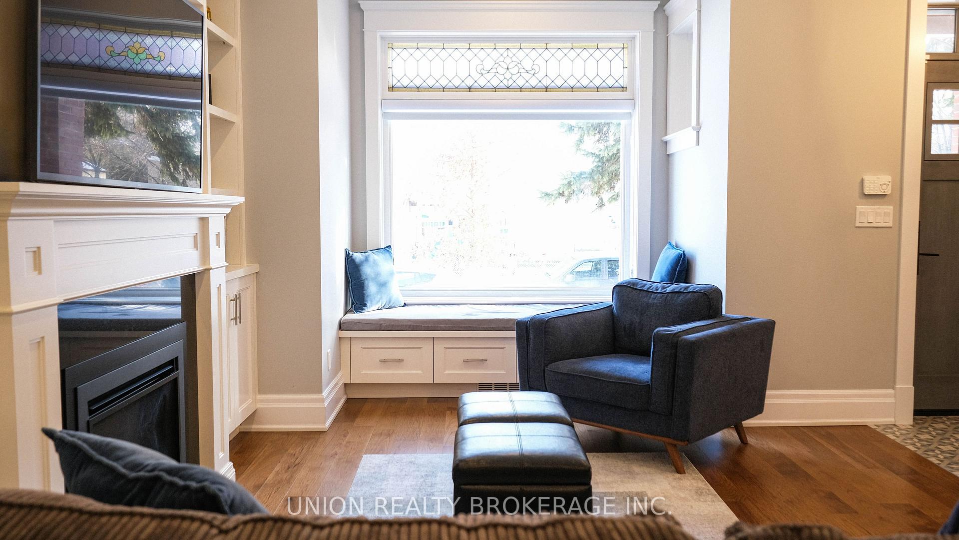 Photo 5 of 24 Bain Avenue, Toronto, North Riverdale — HOMEH