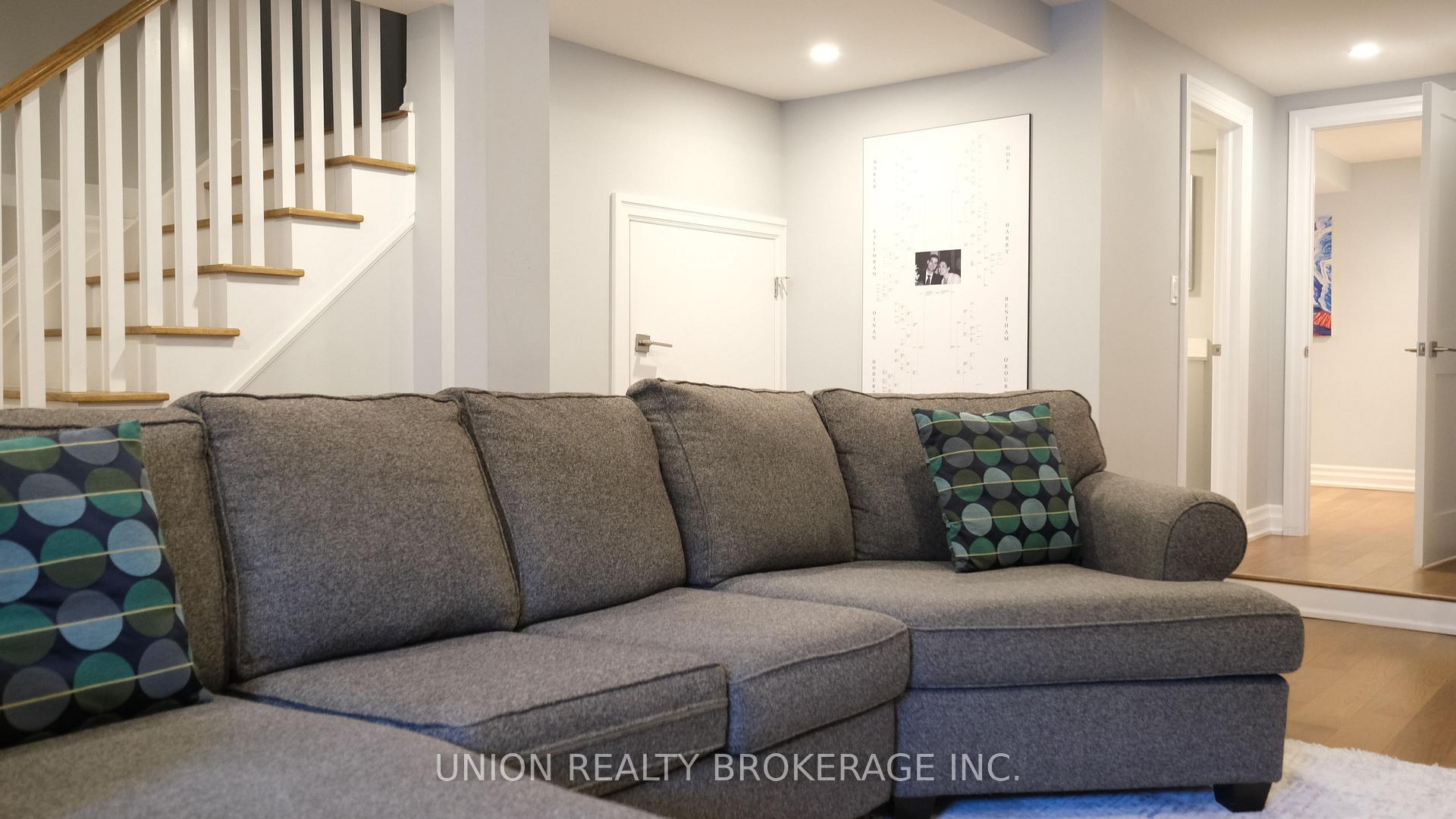 Photo 23 of 24 Bain Avenue, Toronto, North Riverdale — HOMEH