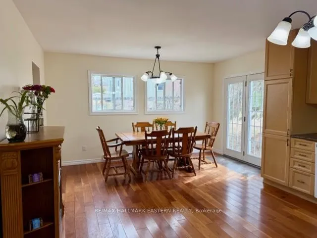 Photo 8 of 23 Colbourne Street W, Selwyn — HOMEH