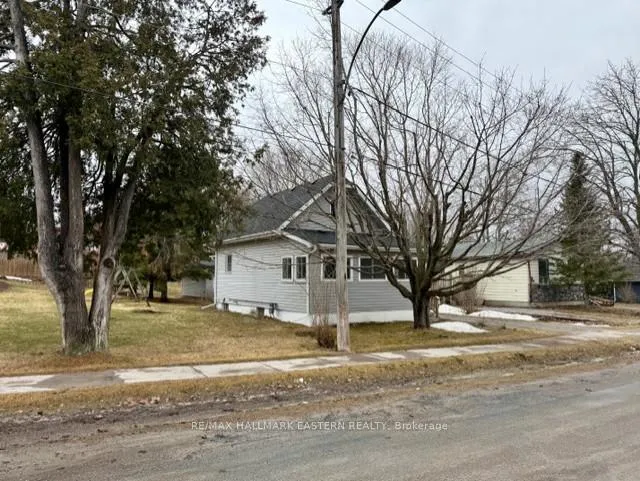 Photo 30 of 23 Colbourne Street W, Selwyn — HOMEH