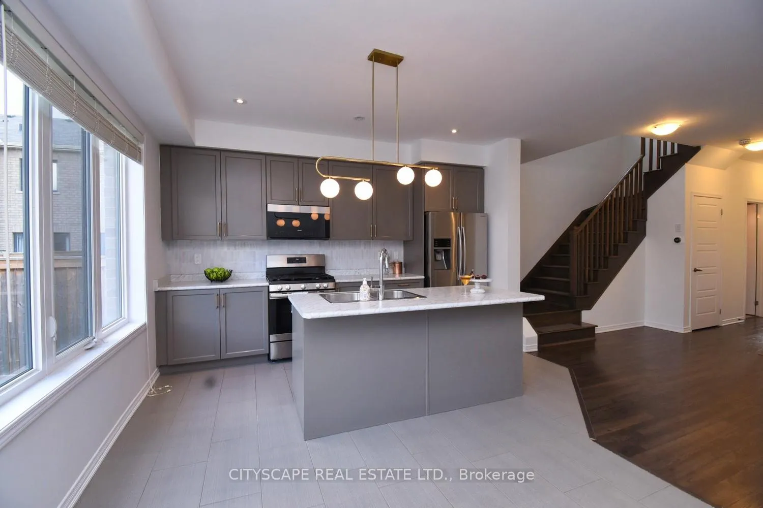 Photo 9 of 16 Kelso Drive, Haldimand — HOMEH