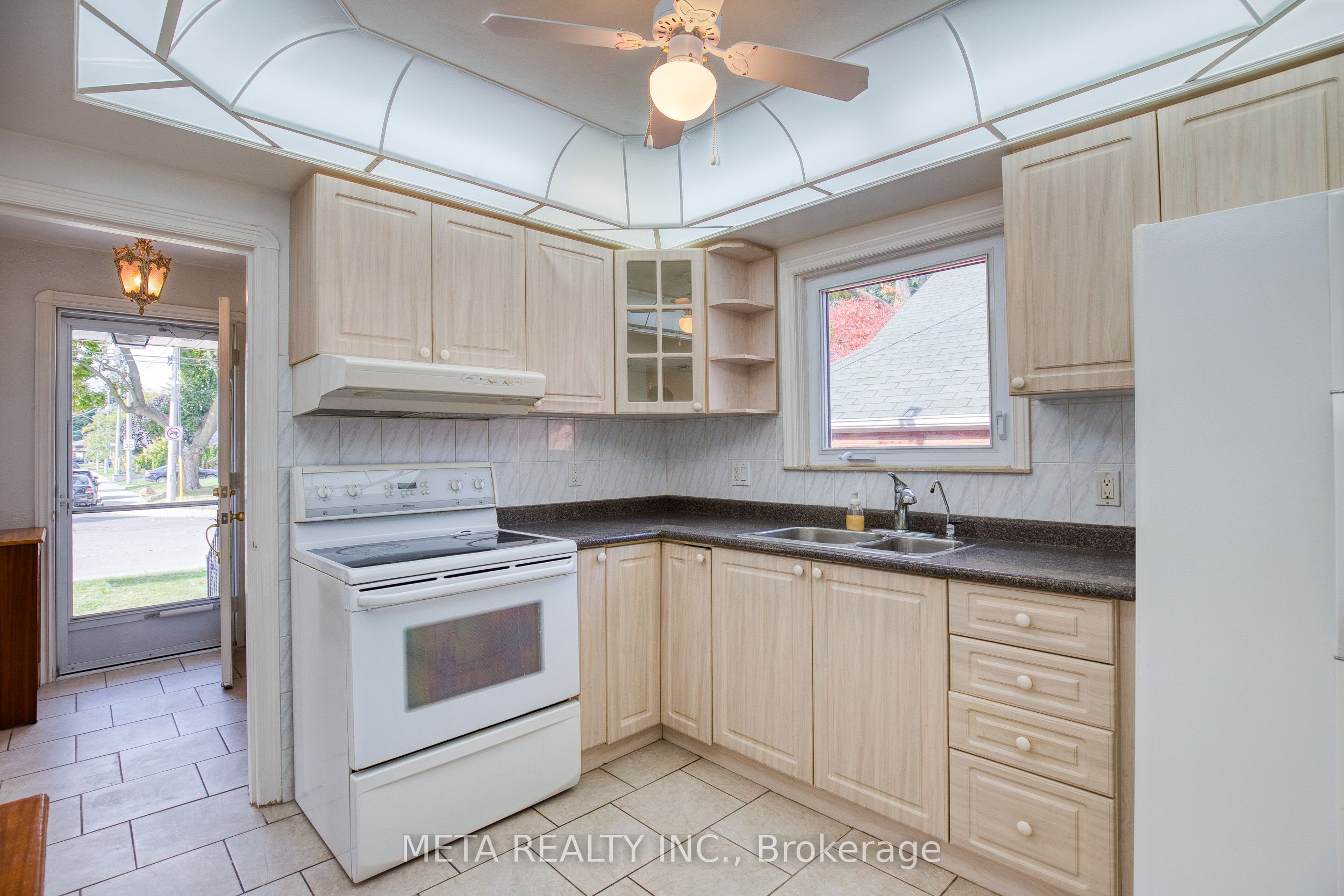 Photo 48 of 27 Glen Gannon Drive, Toronto, O'Connor-Parkview — HOMEH