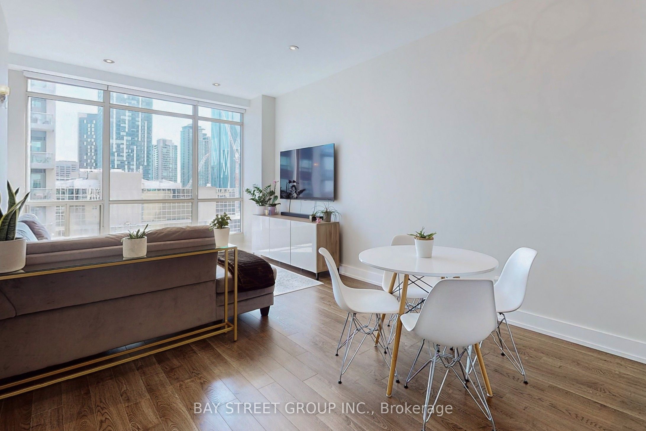 Photo 25 of Unit 1404, 7 King Street E, Toronto, Church-Yonge Corridor — HOMEH