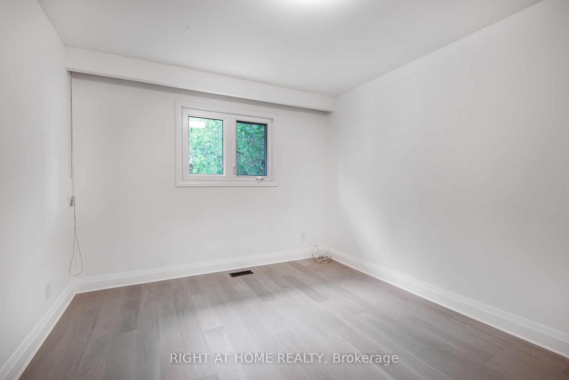 Photo 44 of 46 A Courton Drive, Scarborough, Wexford-Maryvale — HOMEH