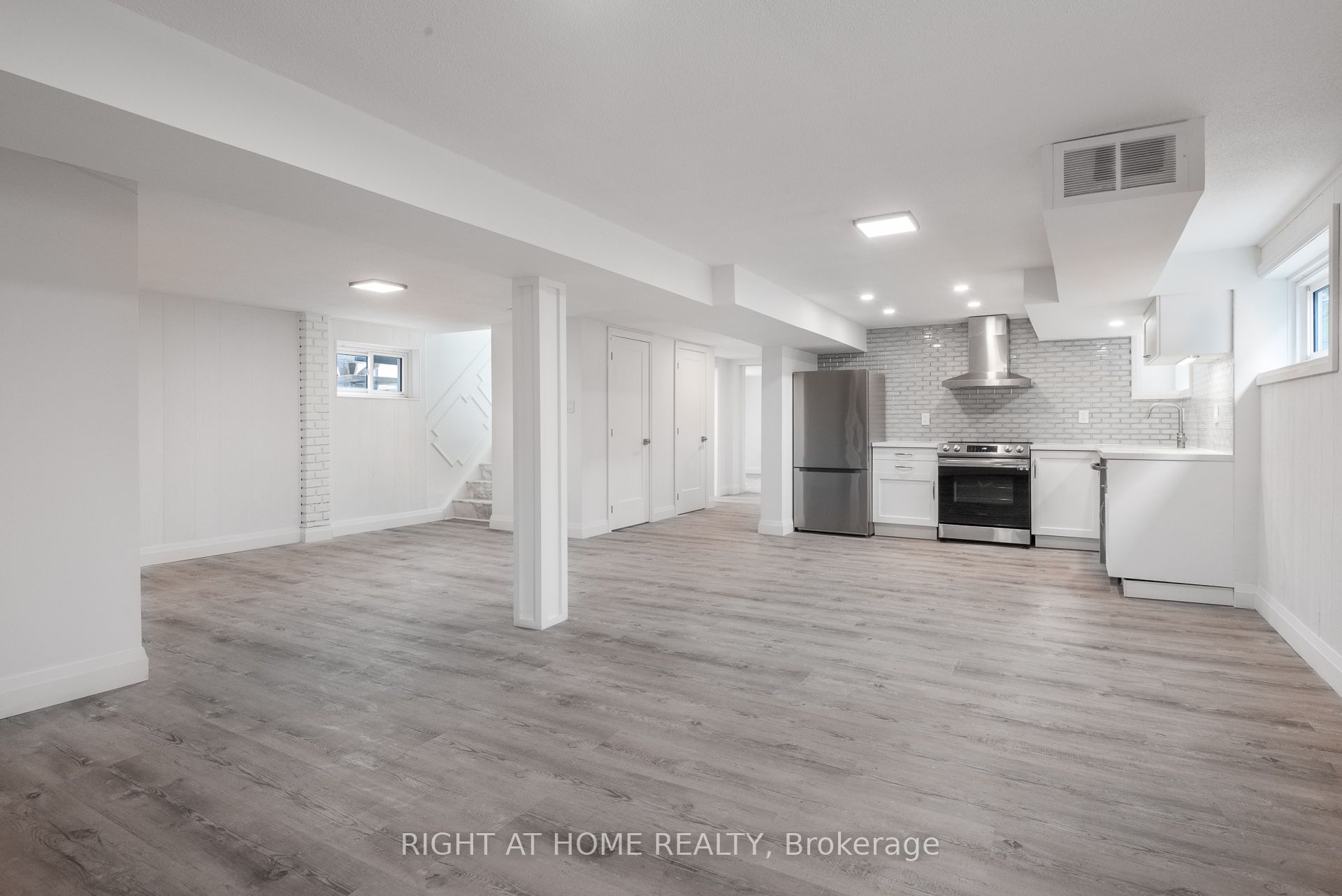 Photo 53 of 46 A Courton Drive, Scarborough, Wexford-Maryvale — HOMEH