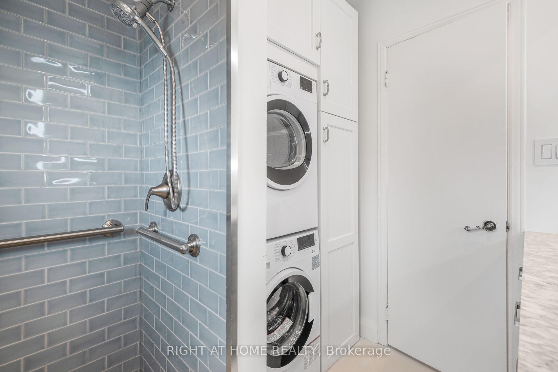 Photo 49 of 46 A Courton Drive, Scarborough, Wexford-Maryvale — HOMEH