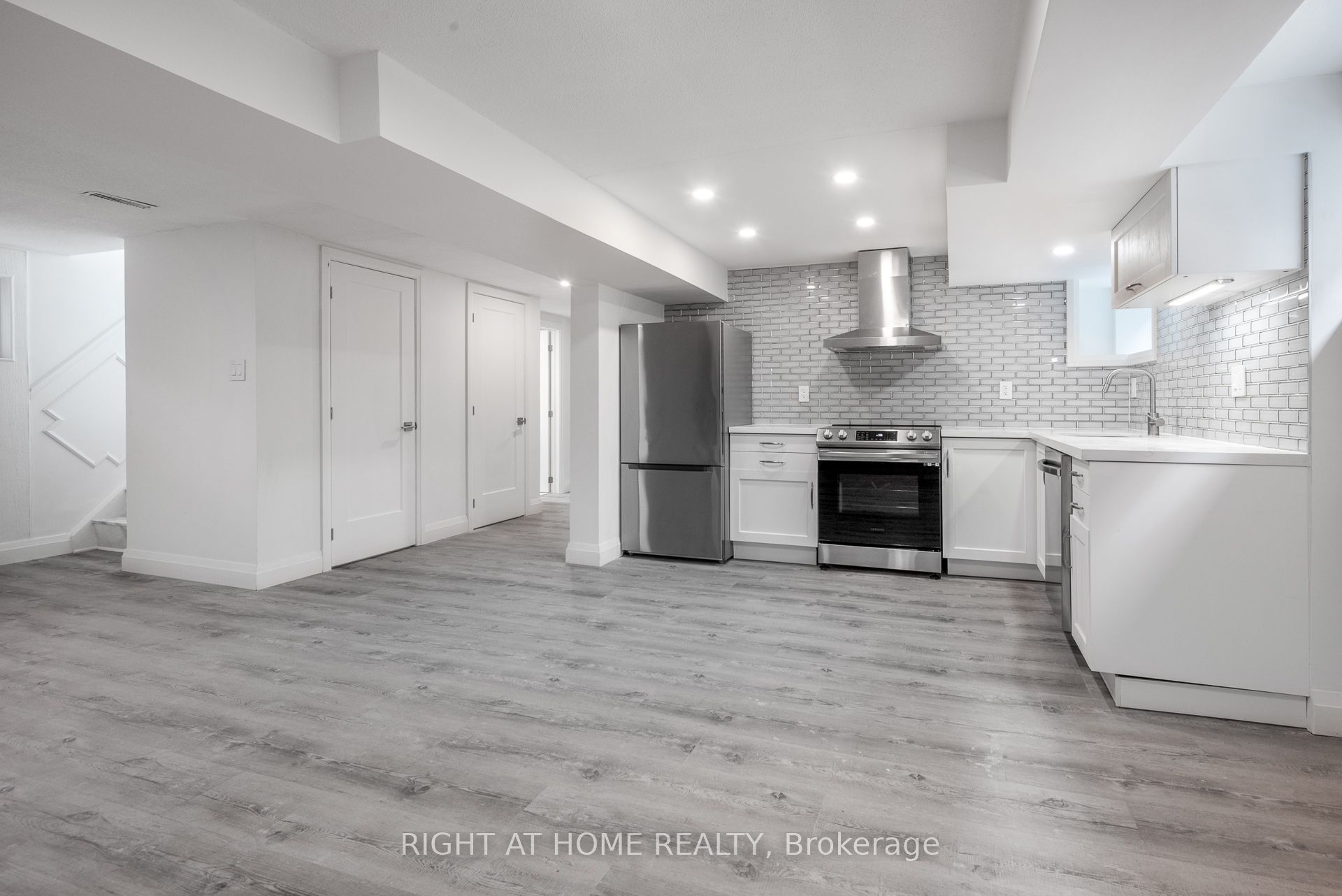 Photo 60 of 46 A Courton Drive, Scarborough, Wexford-Maryvale — HOMEH