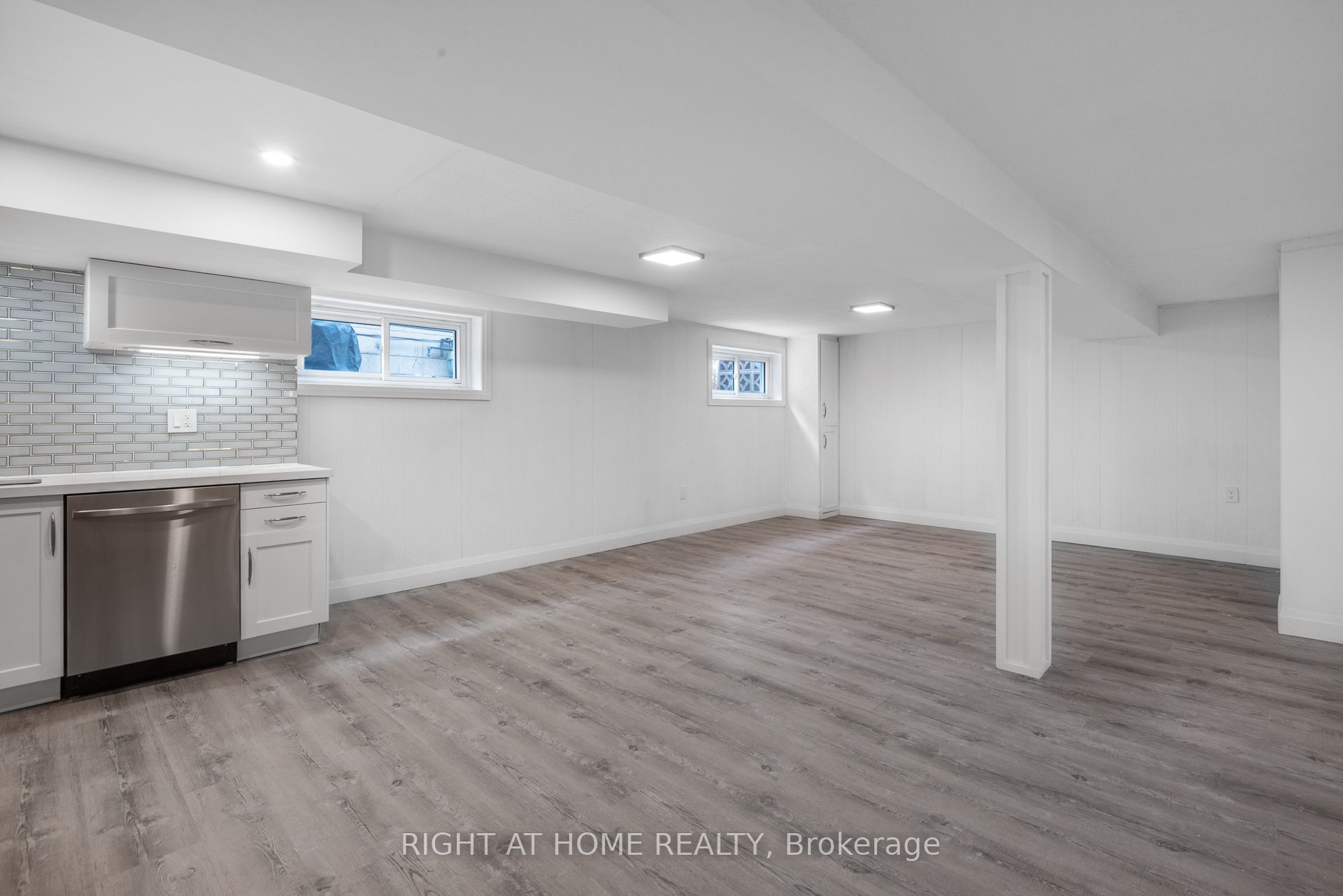 Photo 54 of 46 A Courton Drive, Scarborough, Wexford-Maryvale — HOMEH