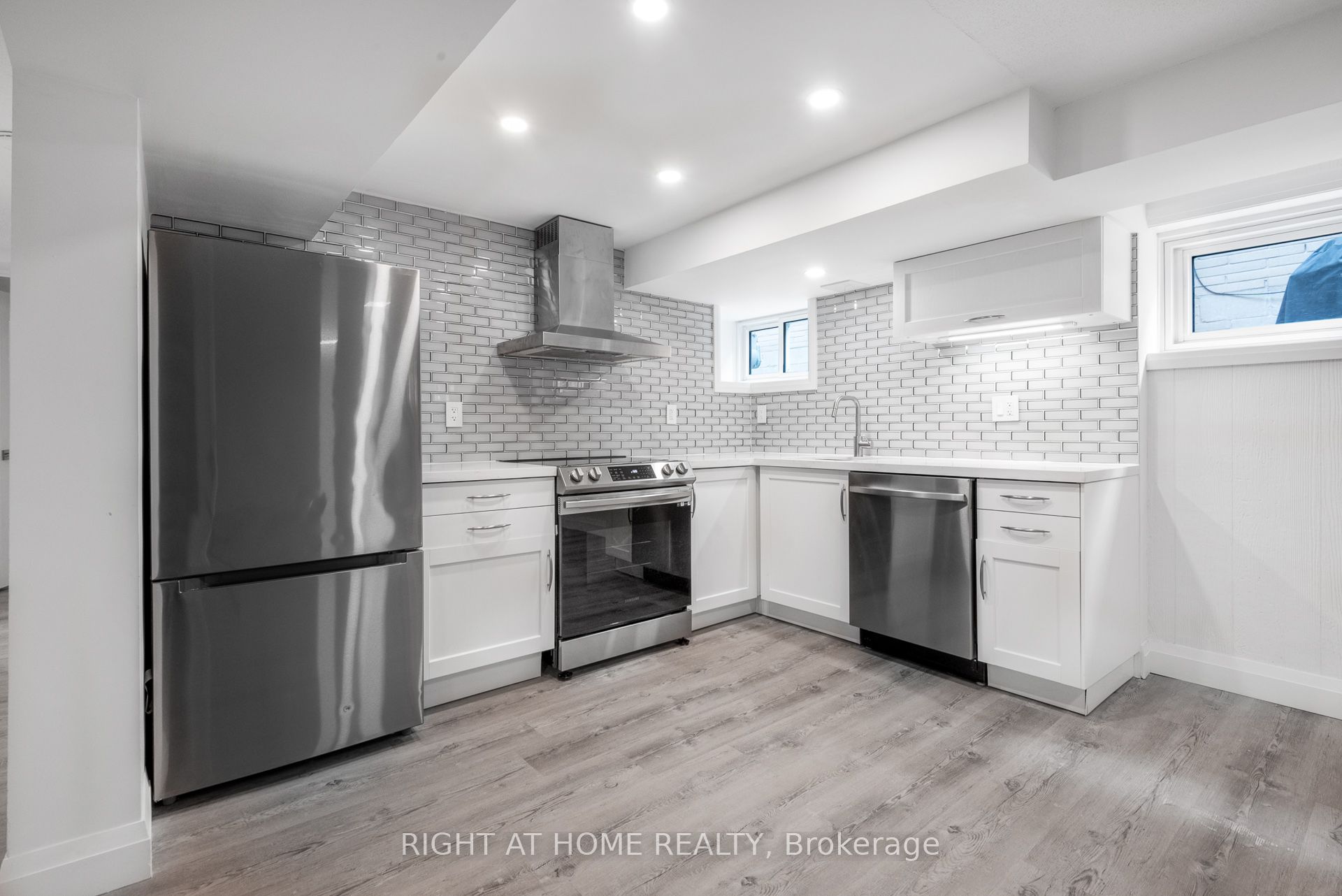 Photo 59 of 46 A Courton Drive, Scarborough, Wexford-Maryvale — HOMEH