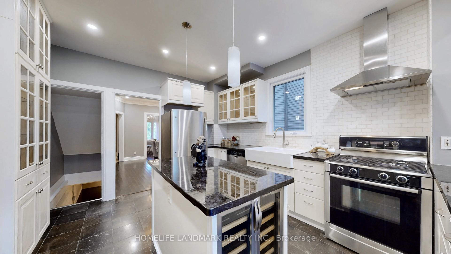 Photo 14 of 18 Erindale Avenue, Toronto, Playter Estates-Danforth — HOMEH