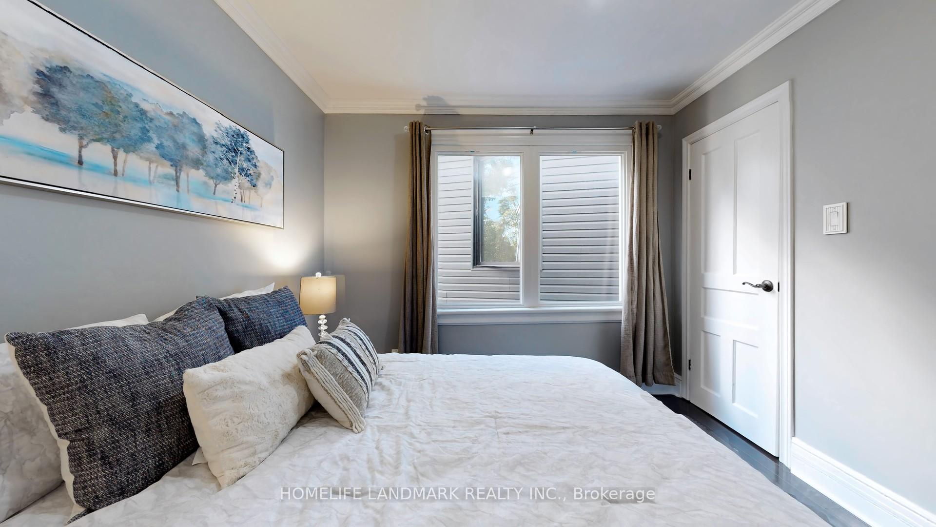 Photo 23 of 18 Erindale Avenue, Toronto, Playter Estates-Danforth — HOMEH