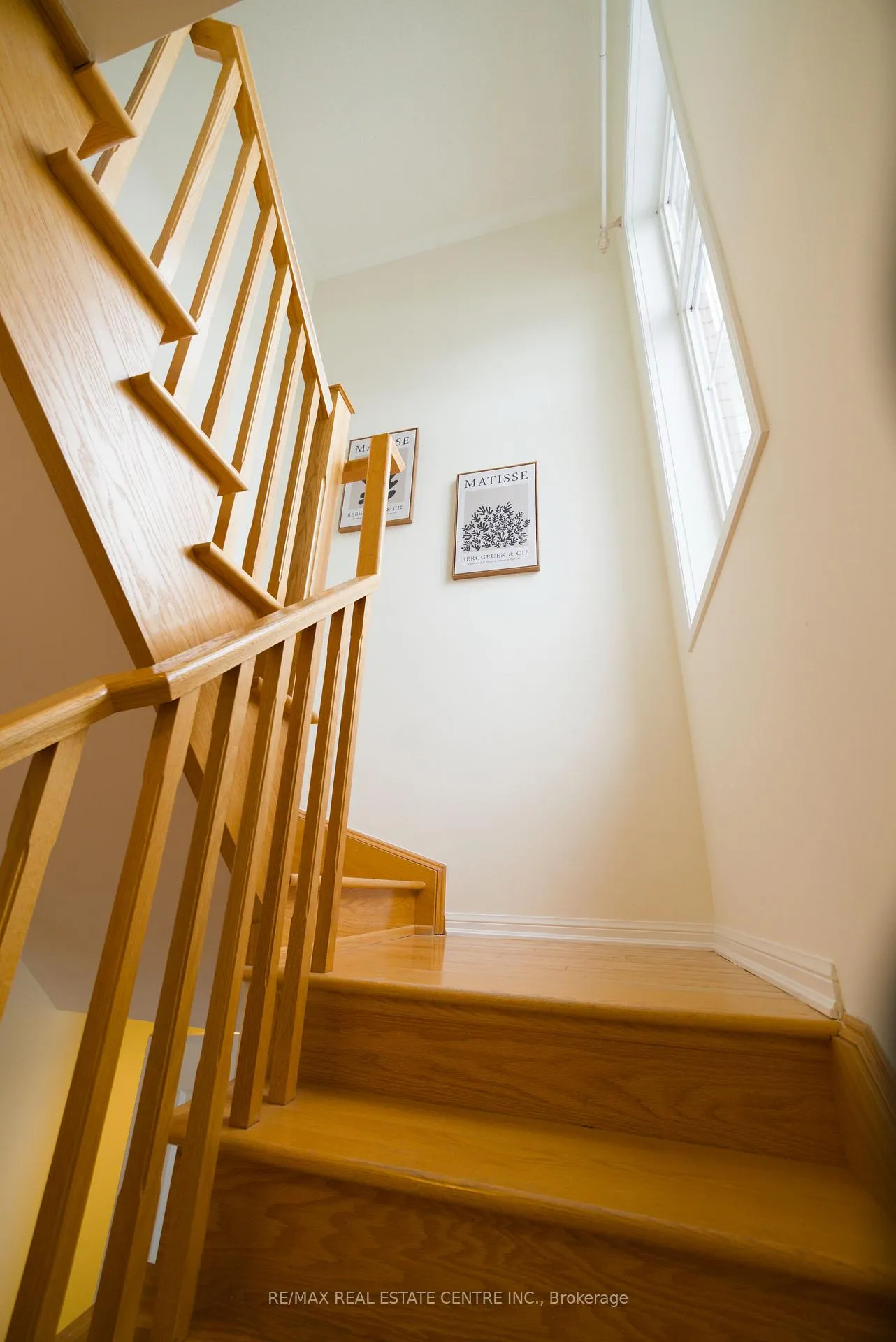 Photo 17 of 778 Johnson Heights, Milton, Coates — HOMEH