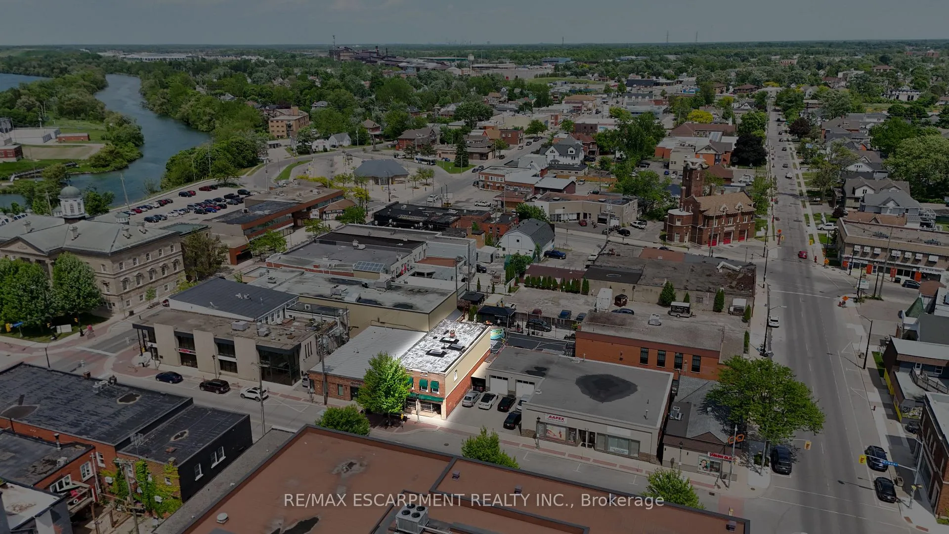 Photo 3 of 24 Cross Street, Welland, Welland Downtown — HOMEH