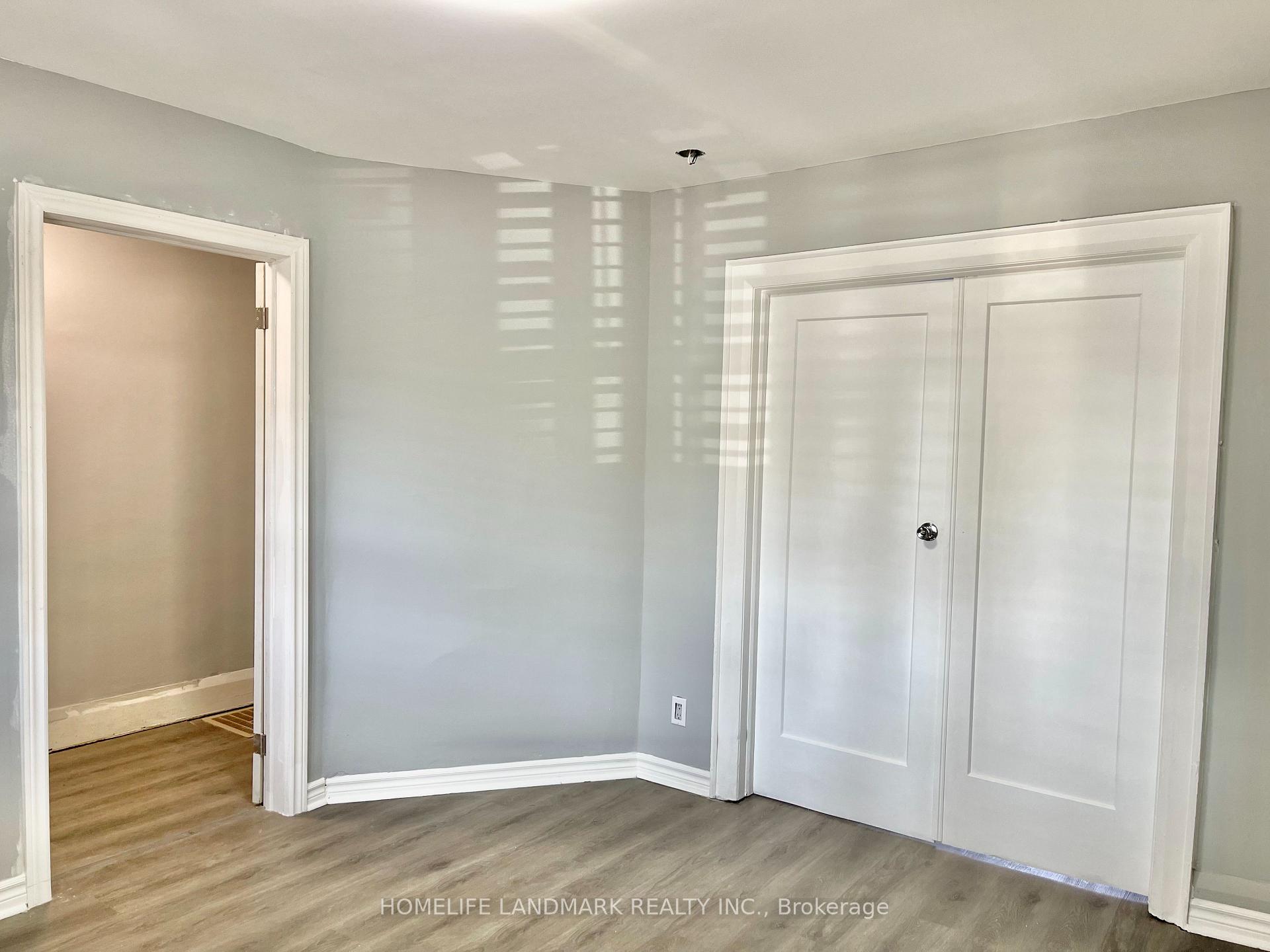 Photo 5 of Unit Main, 587 Vaughan Road N, Toronto, Oakwood Village — HOMEH