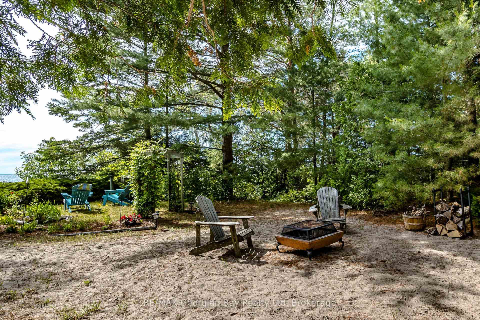 Photo 32 of 698 Tiny Beaches Road S, Tiny, Rural Tiny — HOMEH