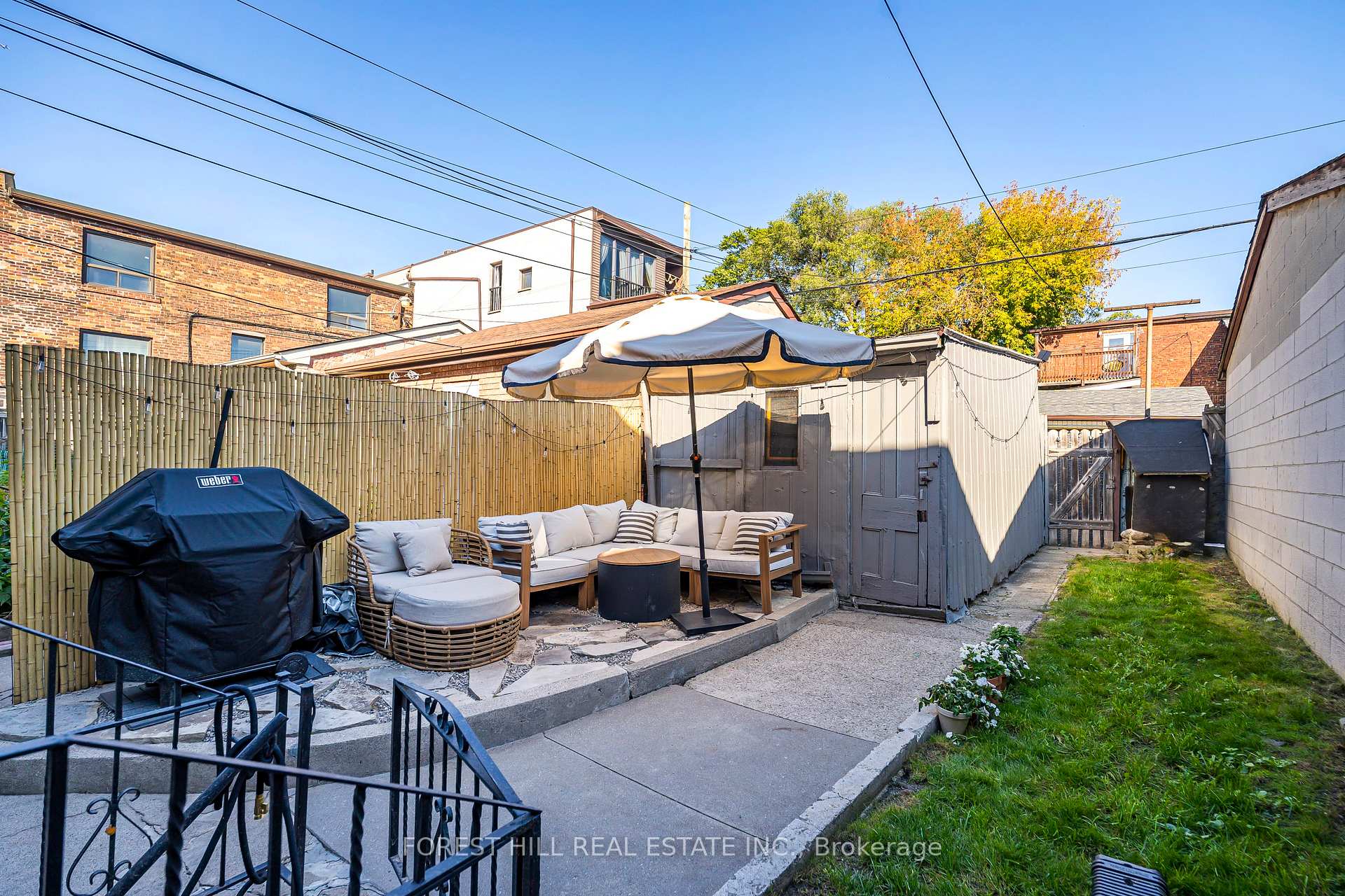 Photo 2 of Unit Lower, 181 Montrose Avenue, Toronto, Trinity-Bellwoods — HOMEH