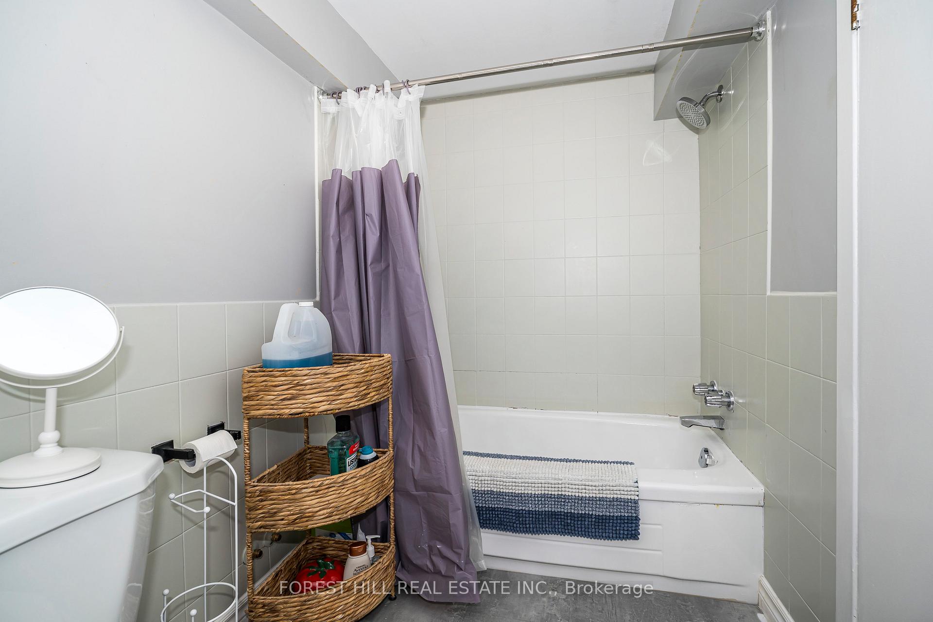 Photo 7 of Unit Lower, 181 Montrose Avenue, Toronto, Trinity-Bellwoods — HOMEH