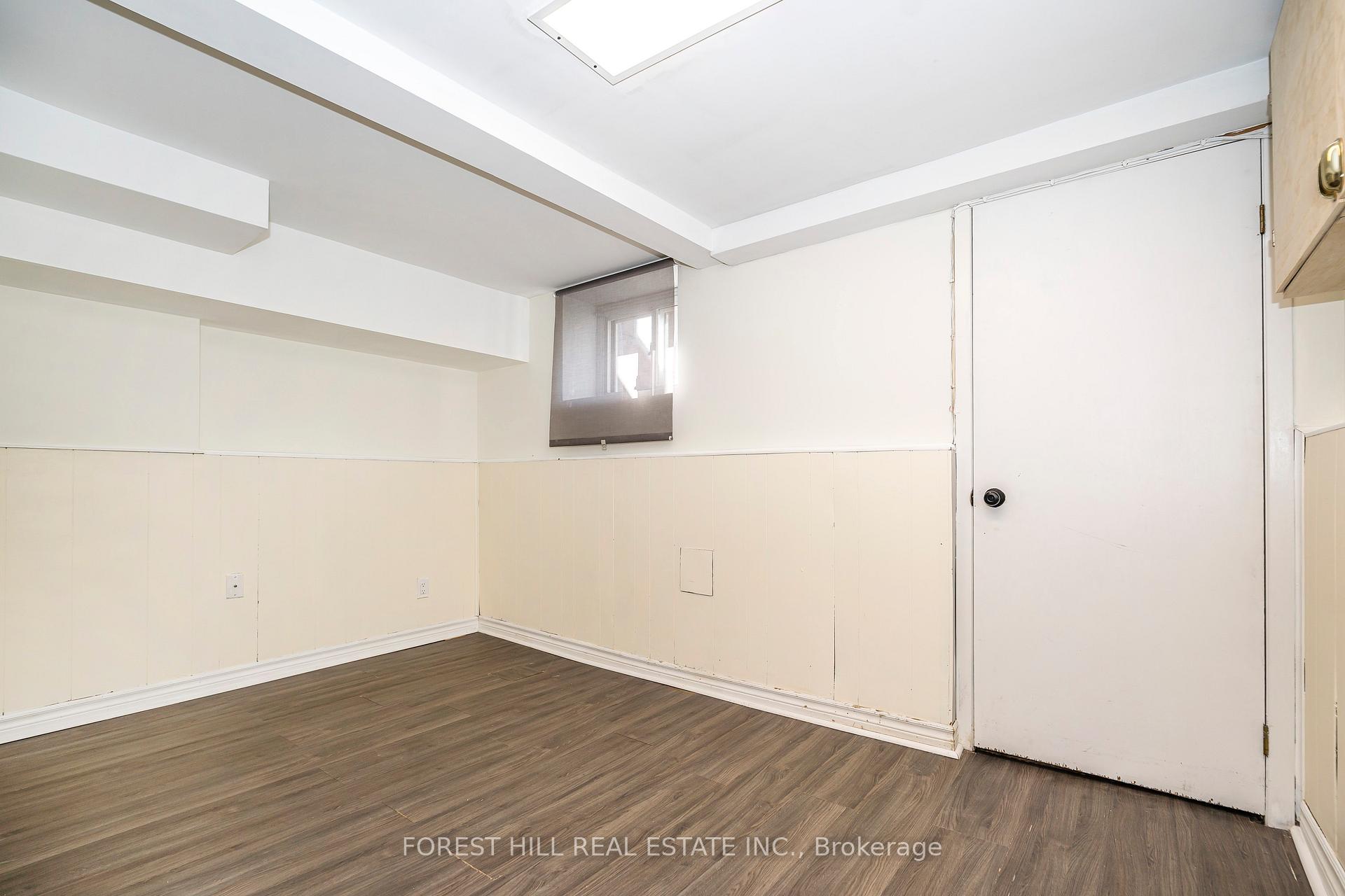 Photo 9 of Unit Lower, 181 Montrose Avenue, Toronto, Trinity-Bellwoods — HOMEH
