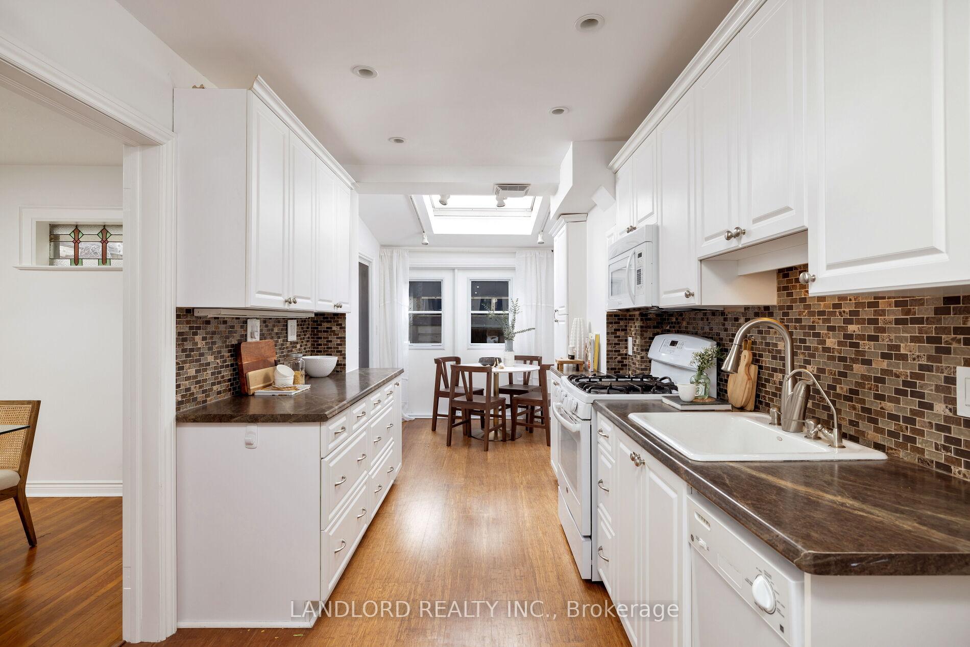 Photo 6 of 61 Mortimer Avenue, Toronto, Broadview North — HOMEH