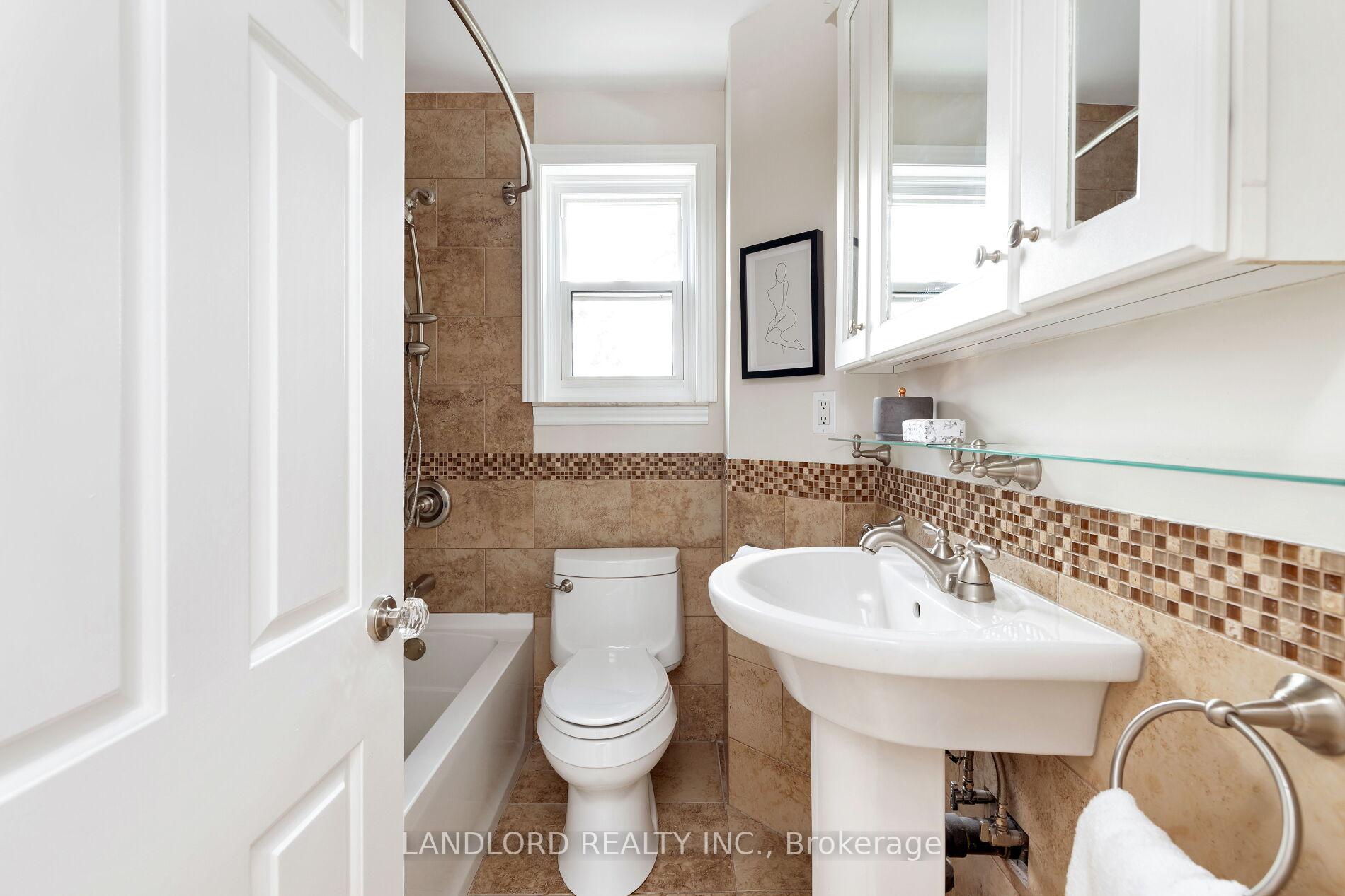 Photo 13 of 61 Mortimer Avenue, Toronto, Broadview North — HOMEH