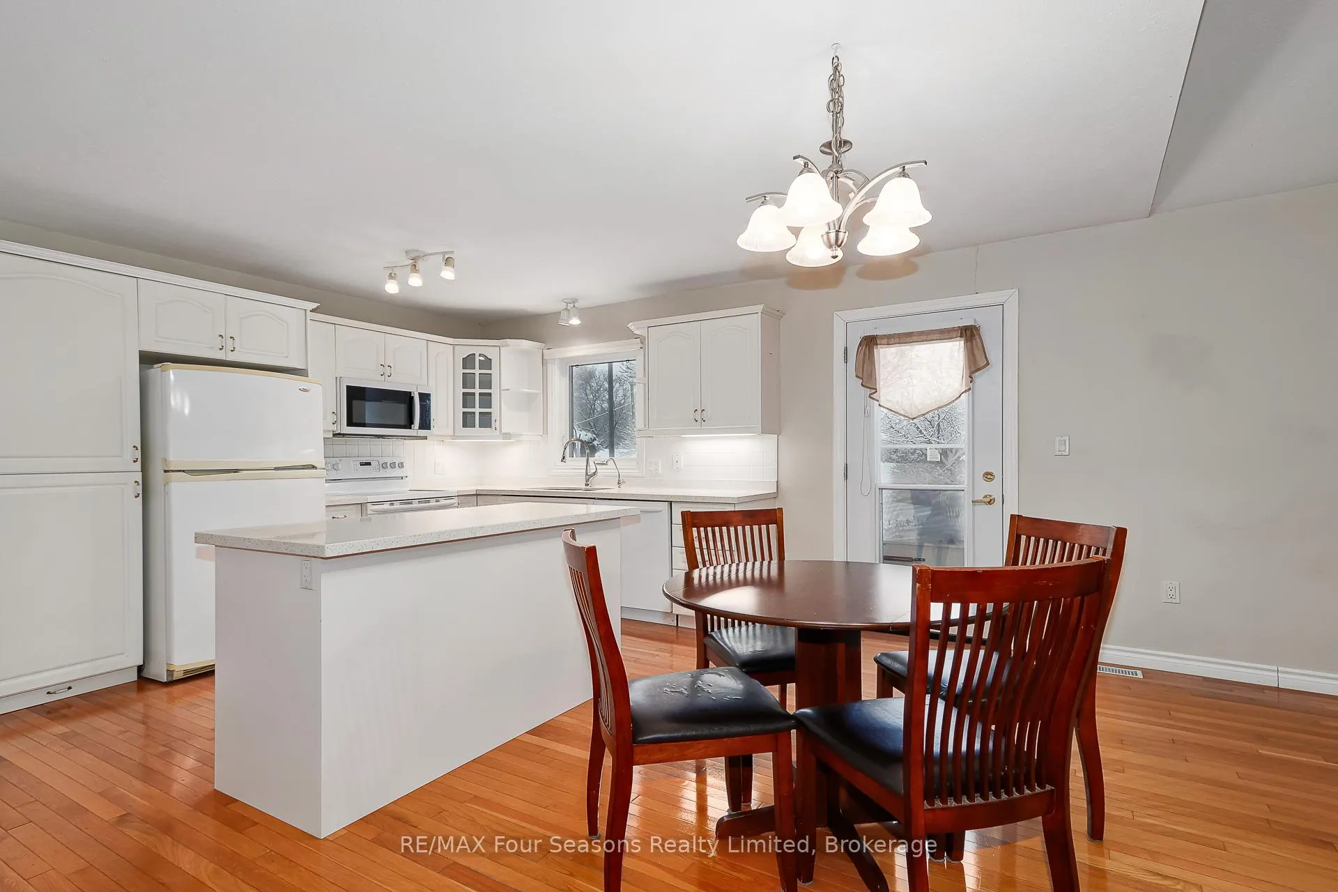 Photo 9 of Unit 58, 275 Huron Street, Clearview, Stayner — HOMEH