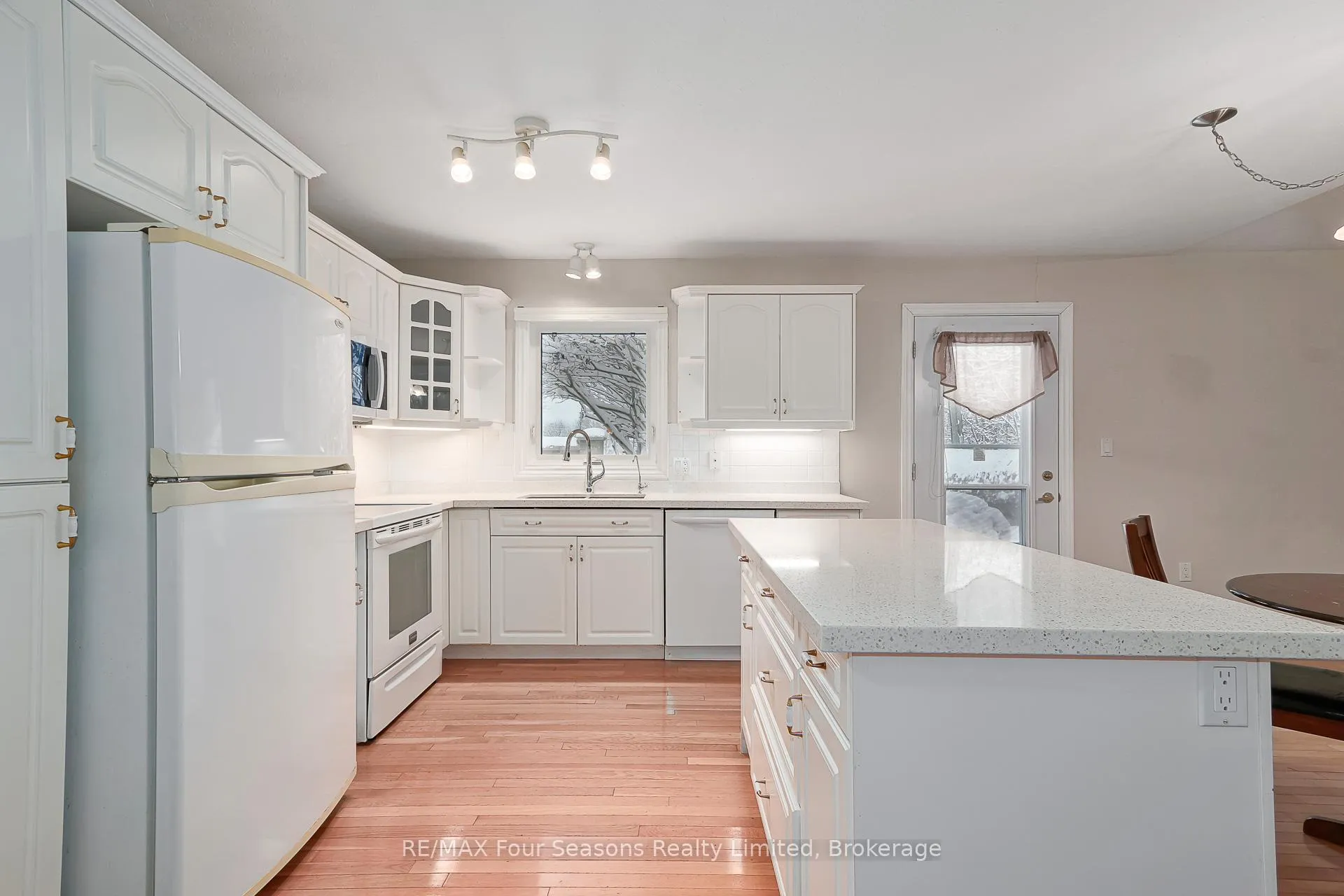 Photo 14 of Unit 58, 275 Huron Street, Clearview, Stayner — HOMEH