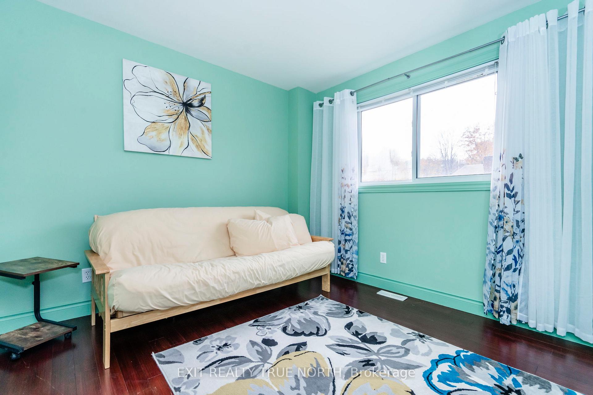 Photo 13 of 24 Wakunda Crescent, Tiny, Rural Tiny — HOMEH