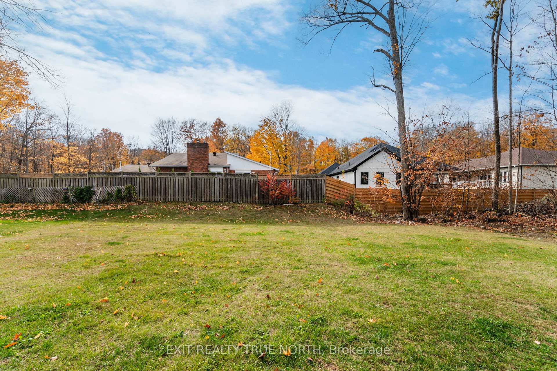 Photo 20 of 24 Wakunda Crescent, Tiny, Rural Tiny — HOMEH