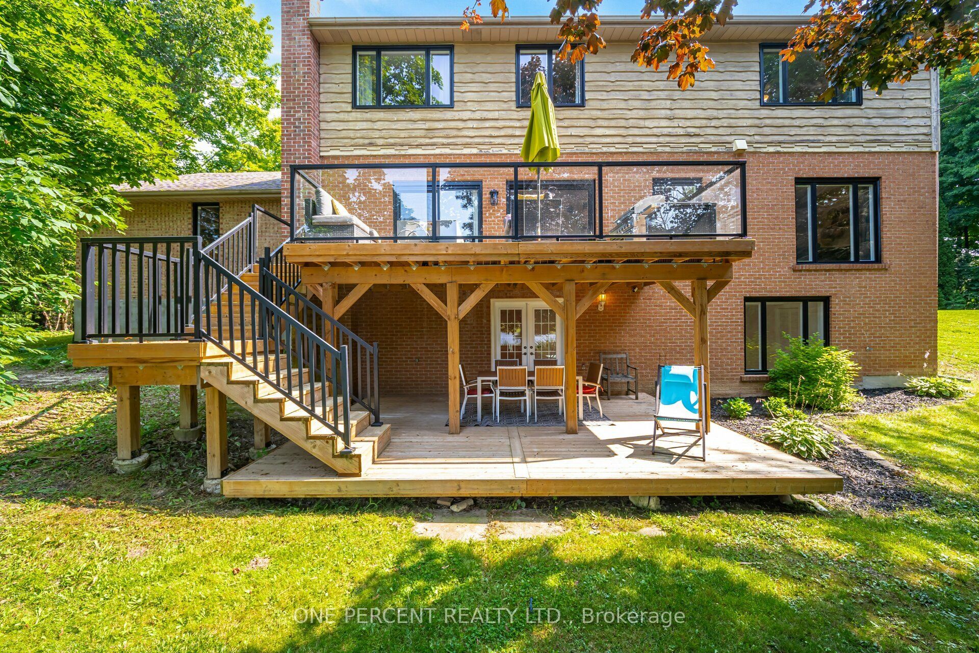 Photo 75 of 70 Palmer Circle, Caledon, Palgrave — HOMEH