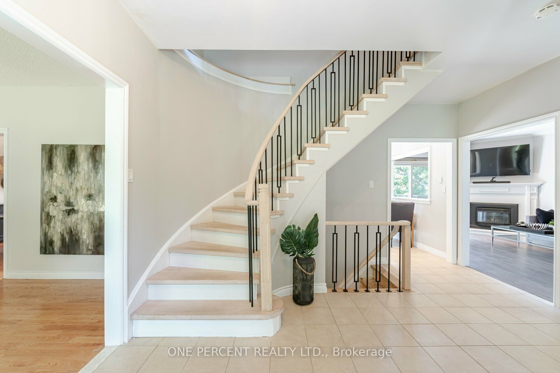 Photo 46 of 70 Palmer Circle, Caledon, Palgrave — HOMEH