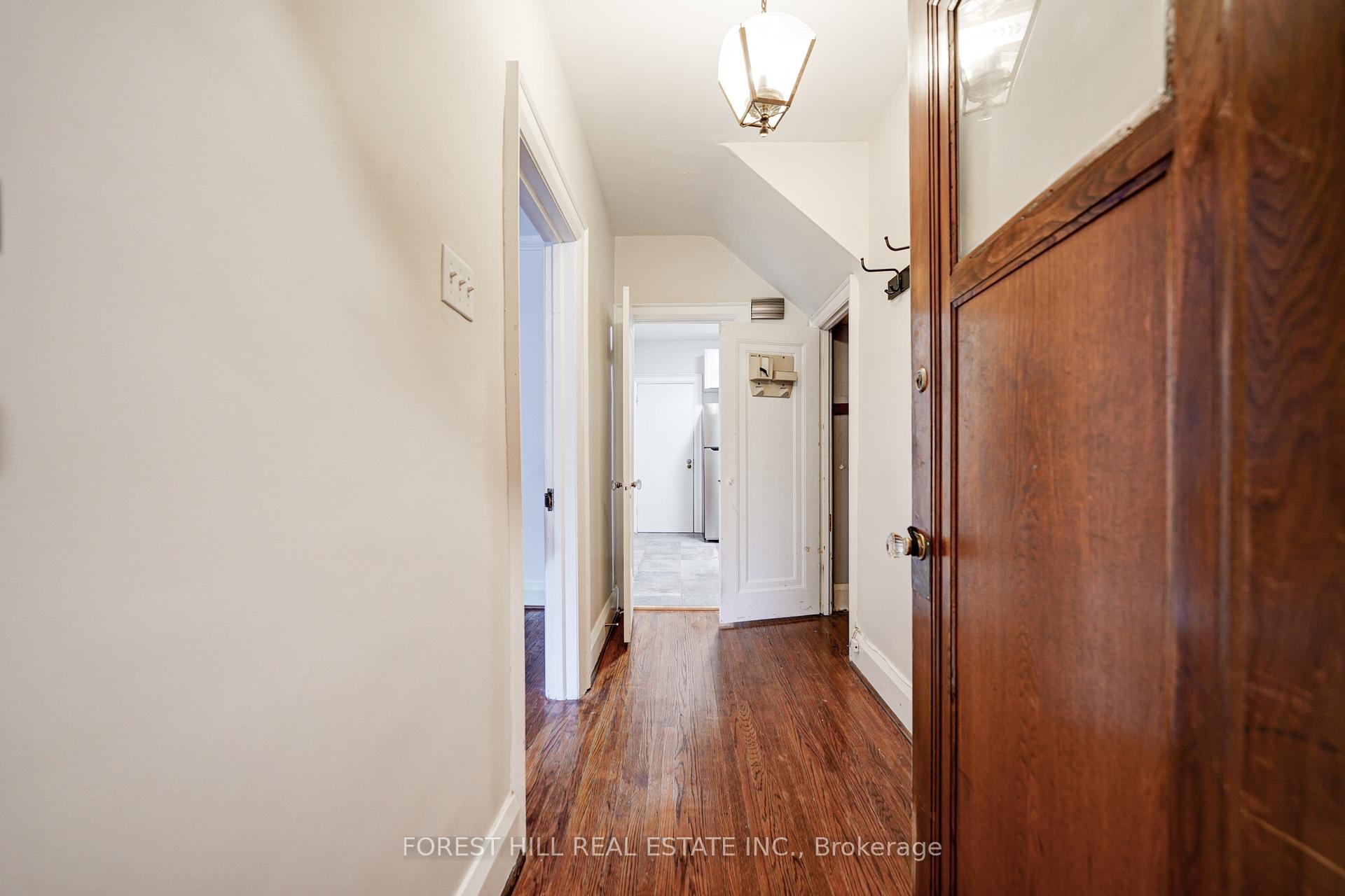 Photo 5 of Unit 1, 39 Robina Avenue, Toronto, Oakwood Village — HOMEH