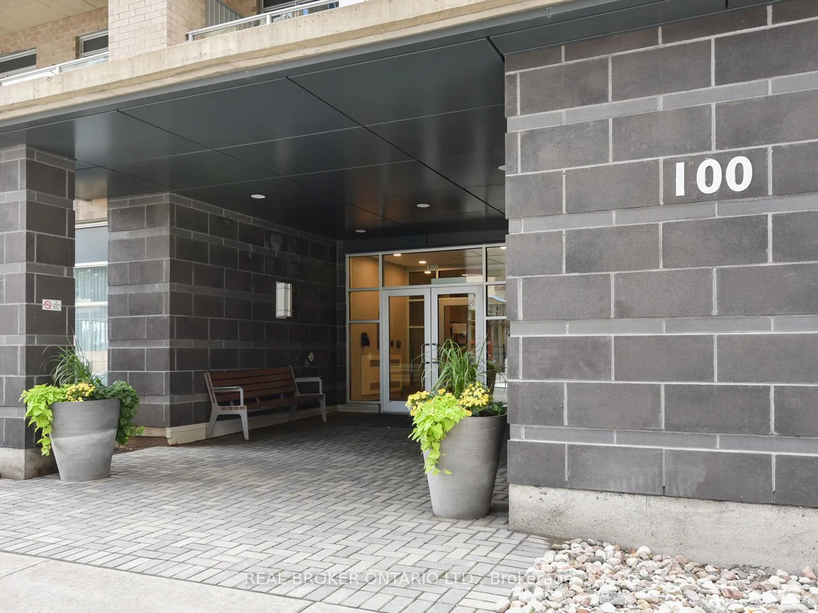Photo 2 of Unit 1011, 100 Champagne Avenue S, Ottawa, West Centre Town — HOMEH