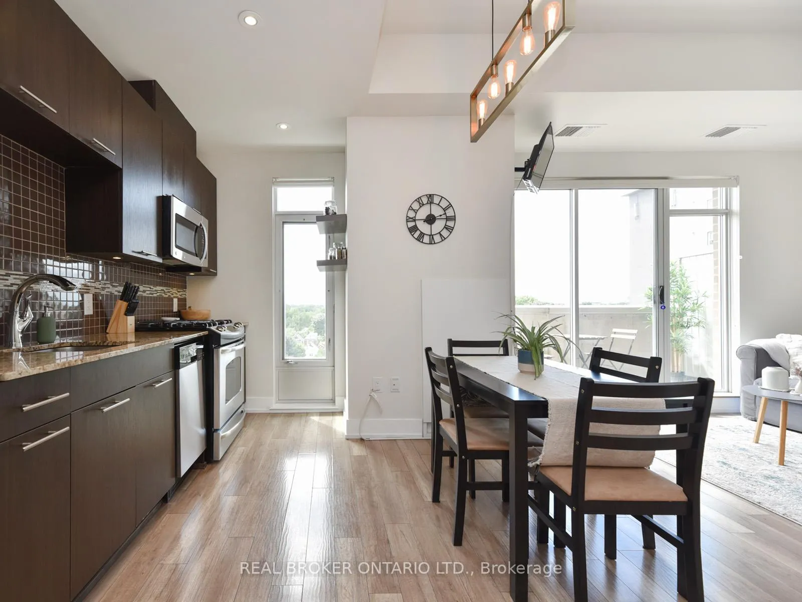 Photo 6 of Unit 1011, 100 Champagne Avenue S, Ottawa, West Centre Town — HOMEH