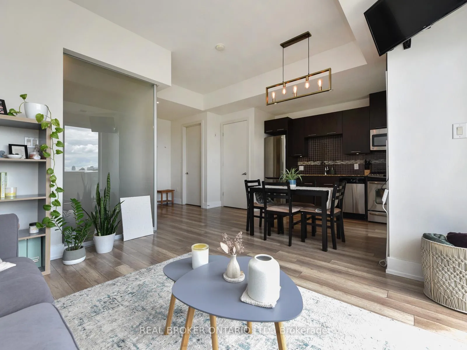 Photo 9 of Unit 1011, 100 Champagne Avenue S, Ottawa, West Centre Town — HOMEH