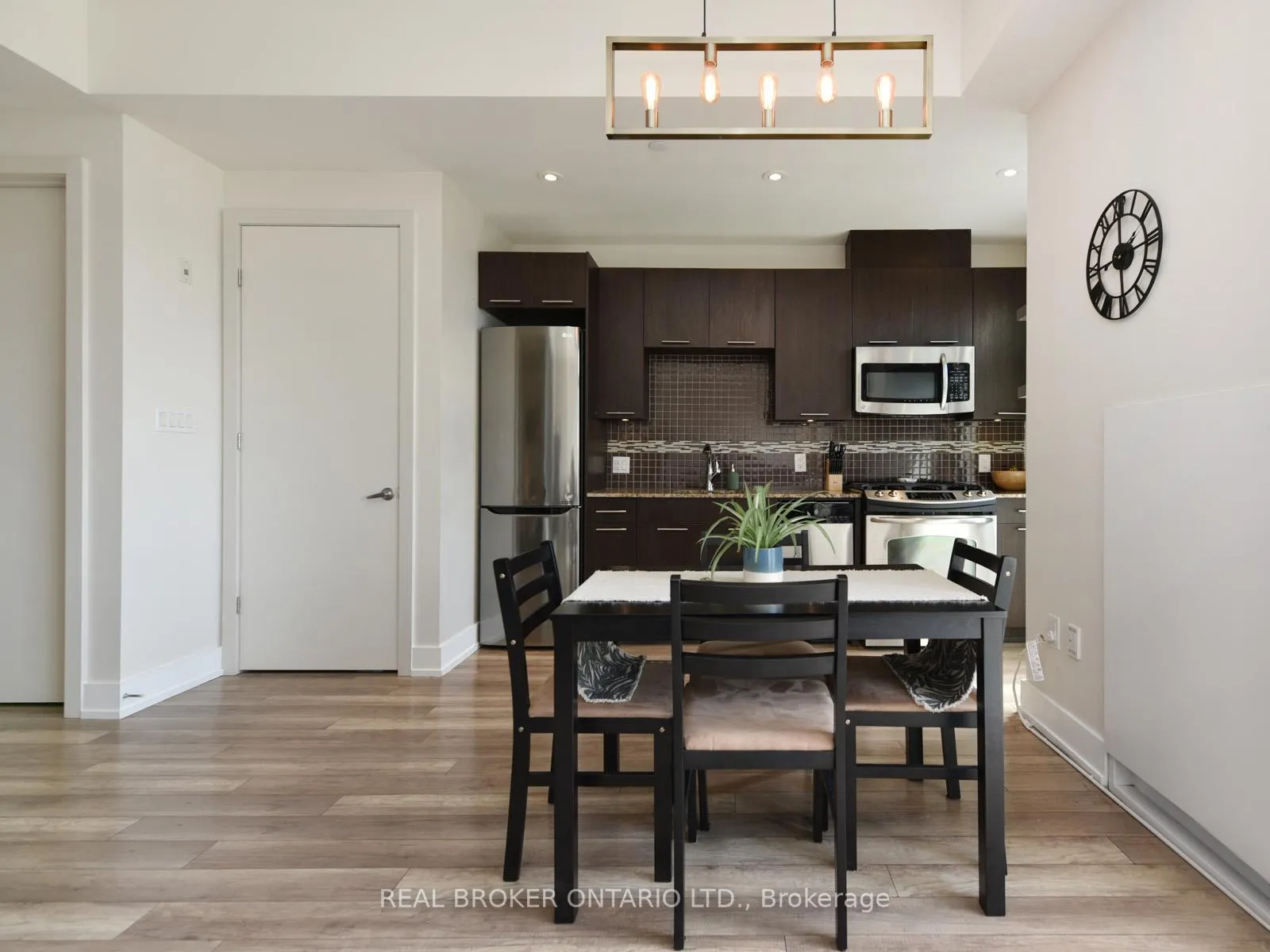 Photo 11 of Unit 1011, 100 Champagne Avenue S, Ottawa, West Centre Town — HOMEH