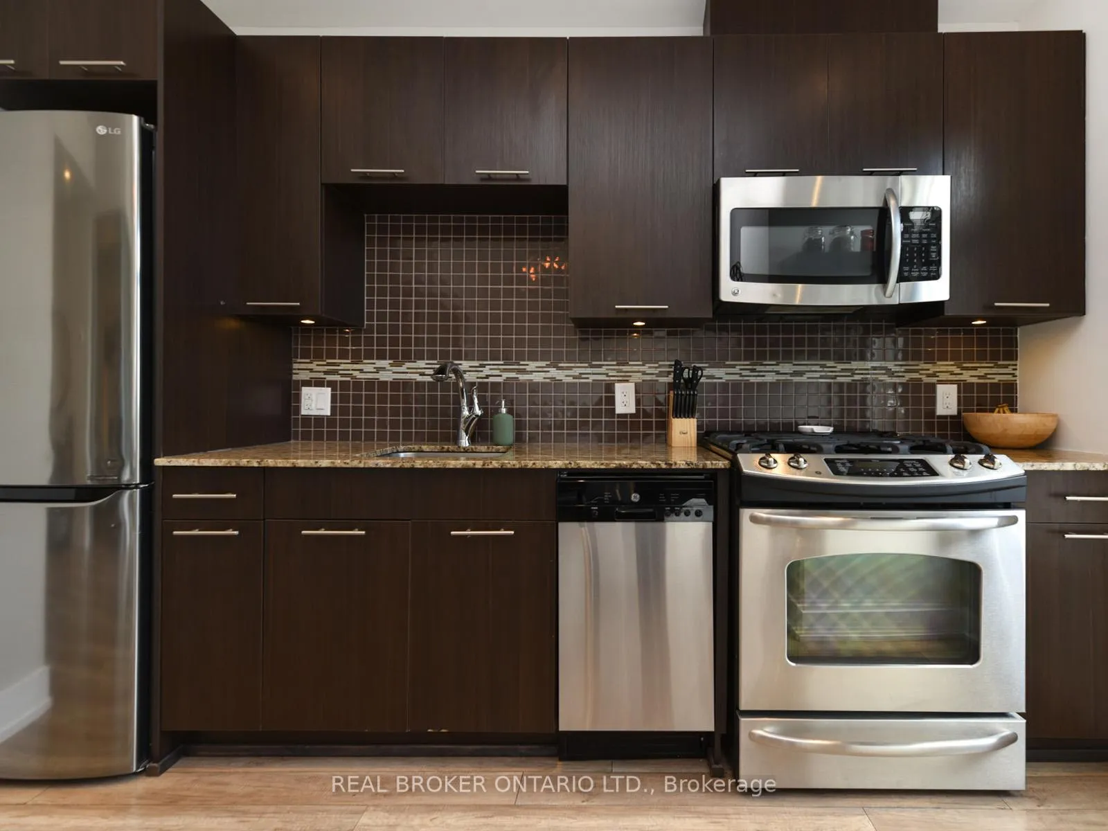 Photo 13 of Unit 1011, 100 Champagne Avenue S, Ottawa, West Centre Town — HOMEH