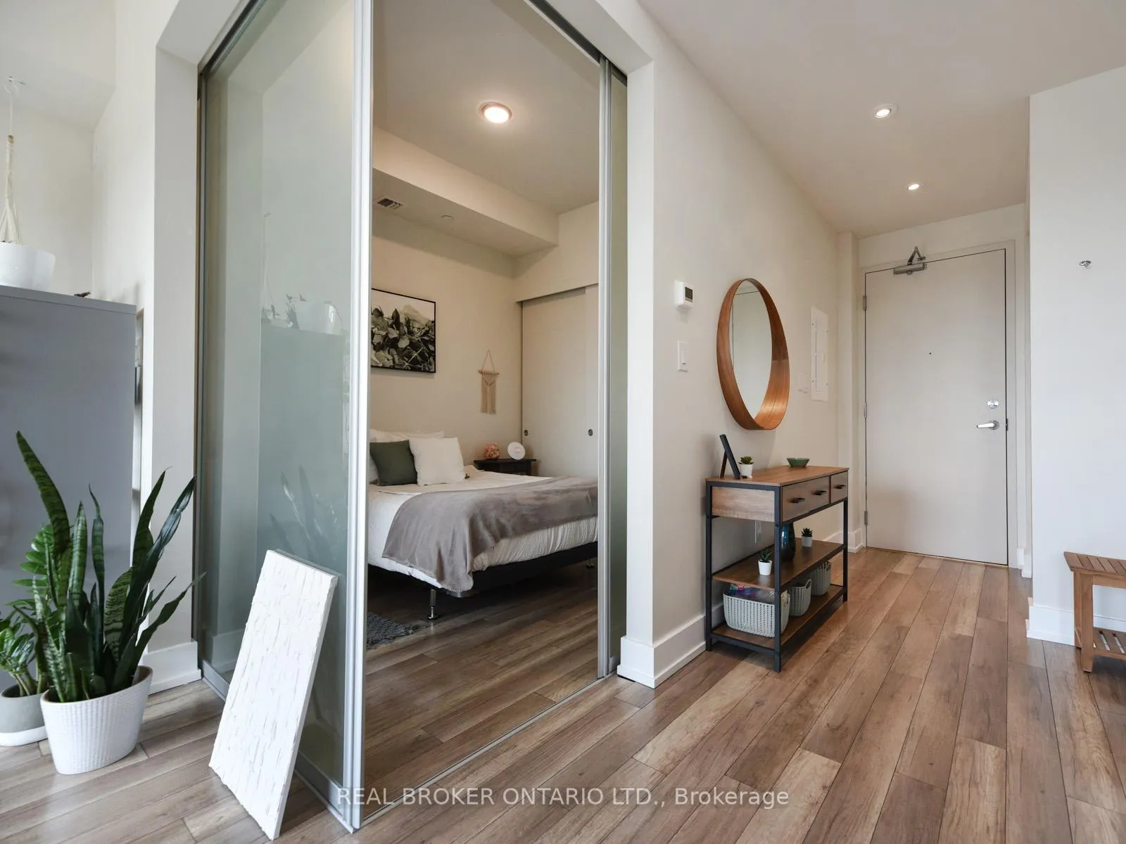 Photo 16 of Unit 1011, 100 Champagne Avenue S, Ottawa, West Centre Town — HOMEH