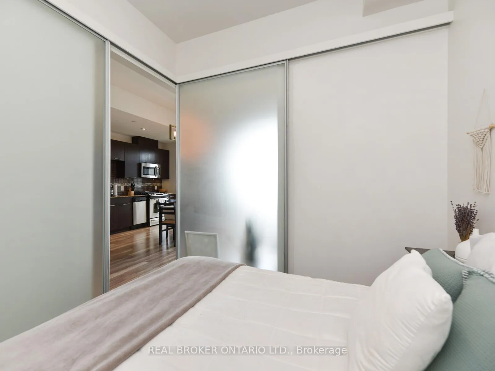 Photo 20 of Unit 1011, 100 Champagne Avenue S, Ottawa, West Centre Town — HOMEH