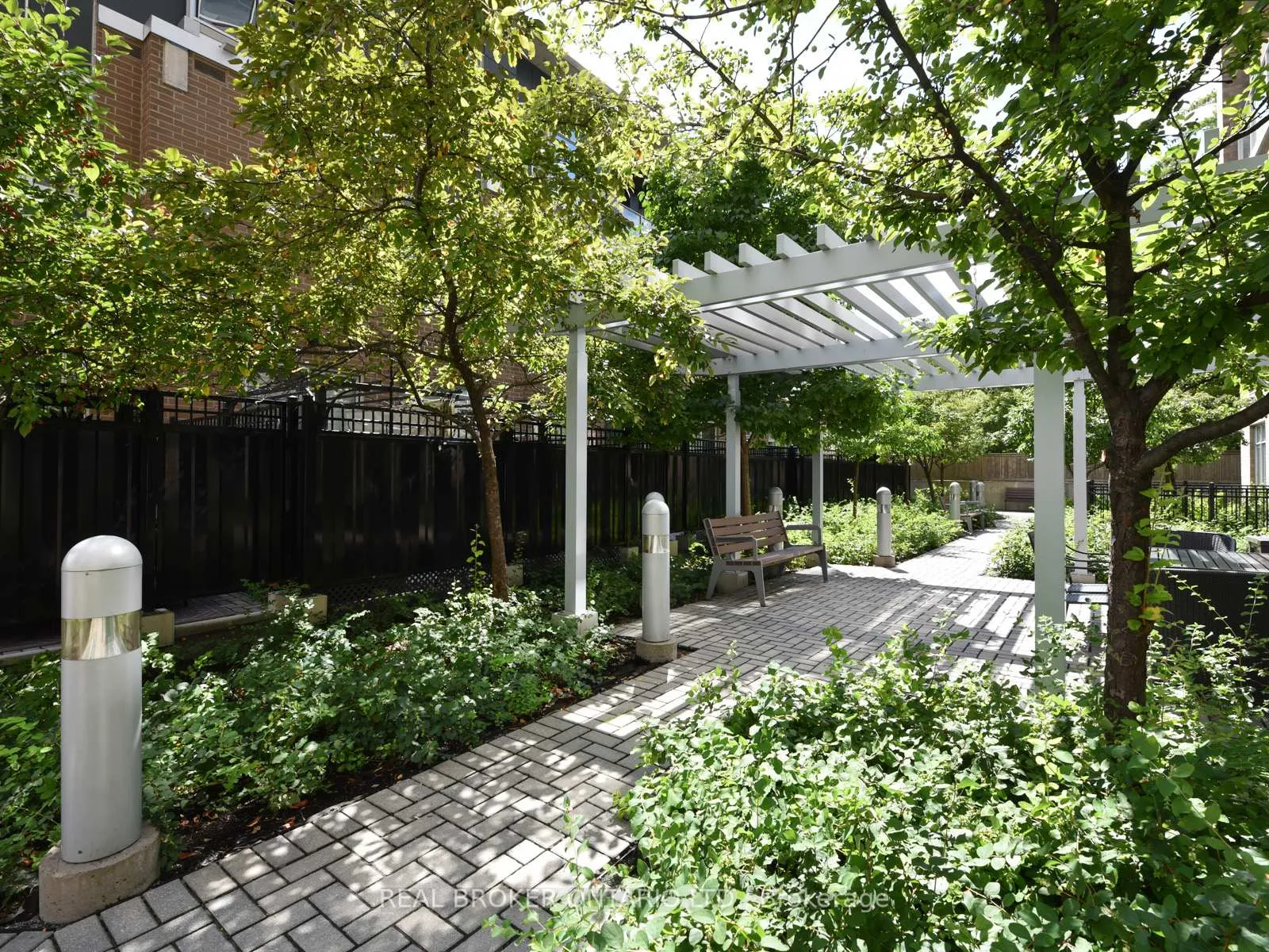 Photo 33 of Unit 1011, 100 Champagne Avenue S, Ottawa, West Centre Town — HOMEH