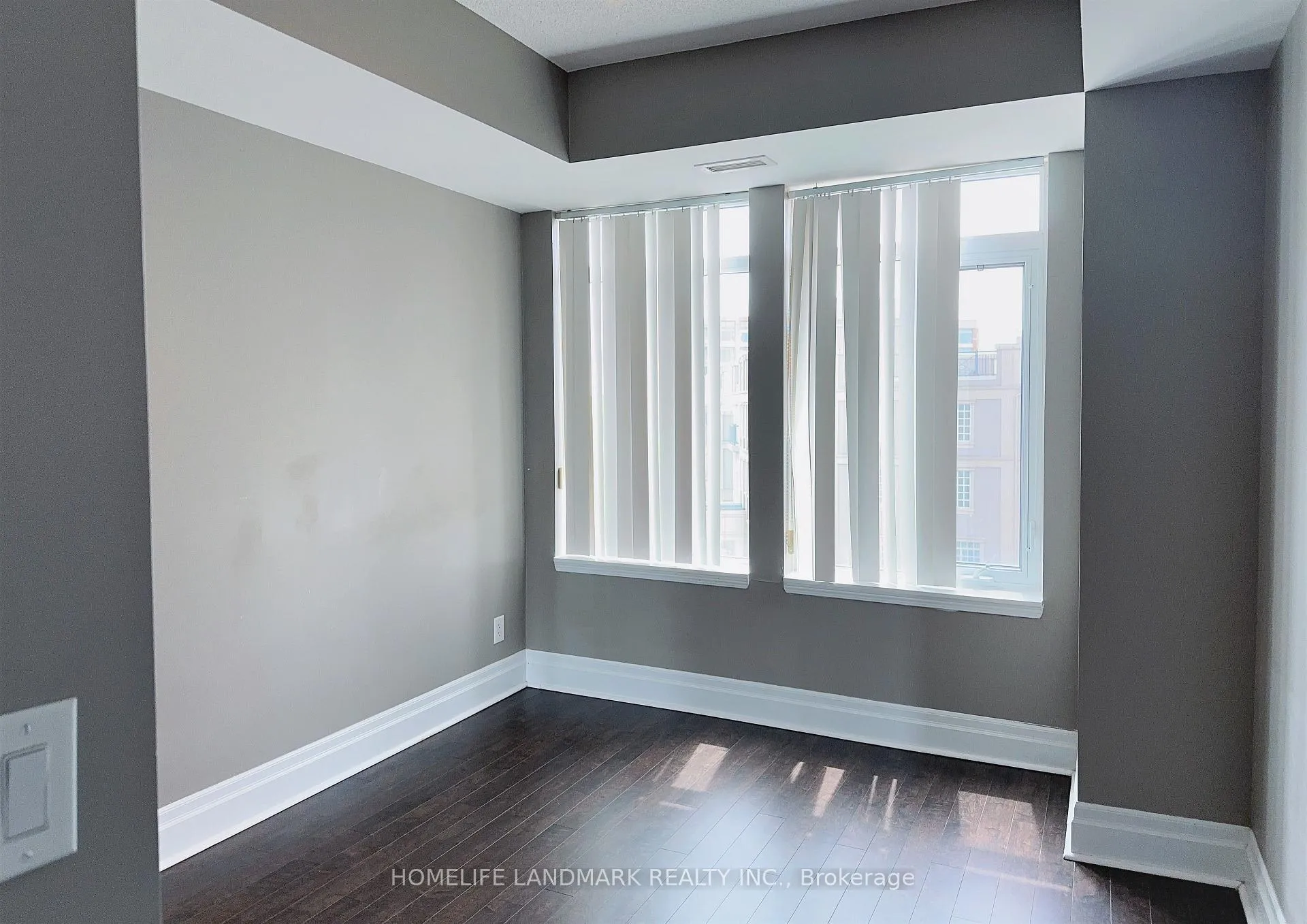 Photo 5 of Unit 417, 111 Upper Duke Crescent, Markham, Unionville — HOMEH