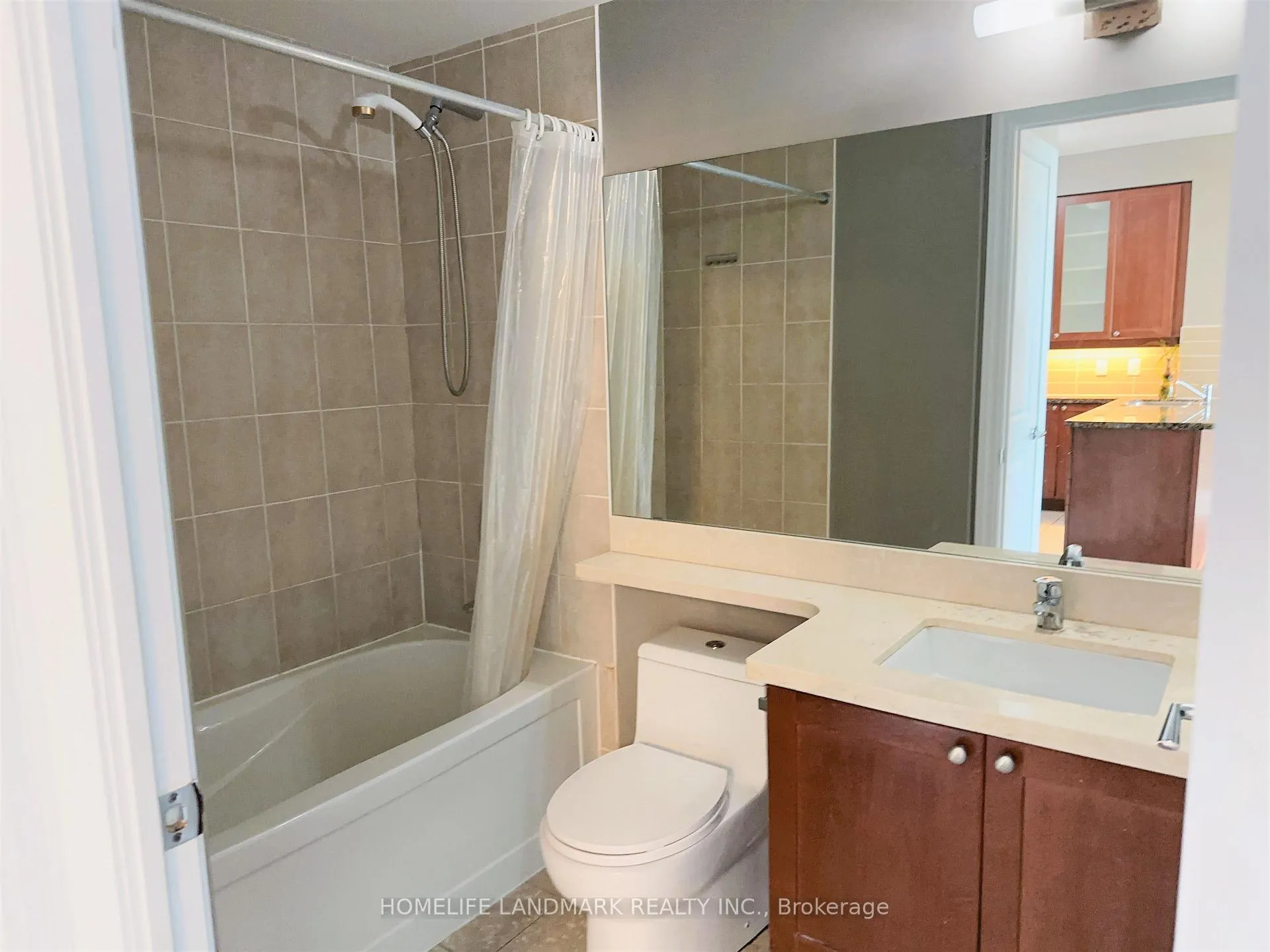 Photo 9 of Unit 417, 111 Upper Duke Crescent, Markham, Unionville — HOMEH