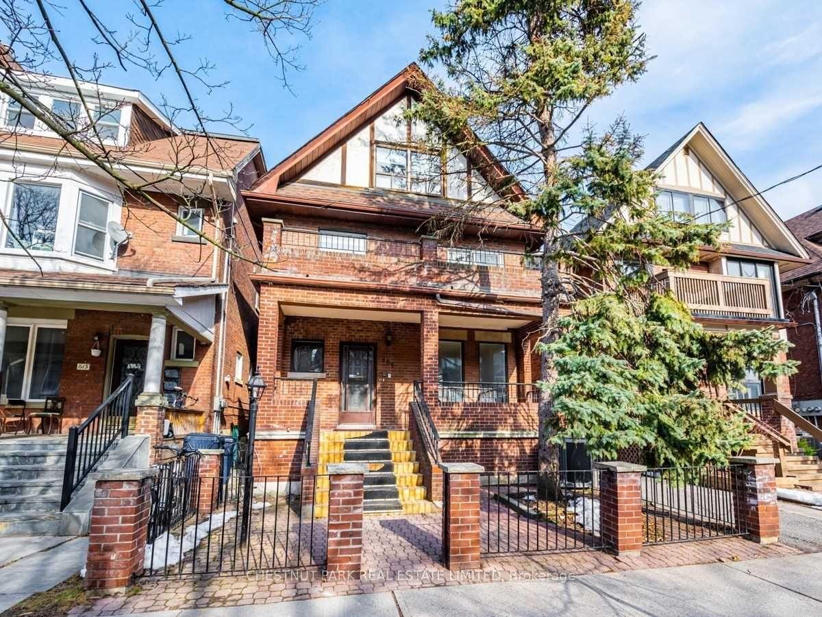 Photo 11 of Unit 3rd, 607 Huron Street, Toronto, The Annex — HOMEH